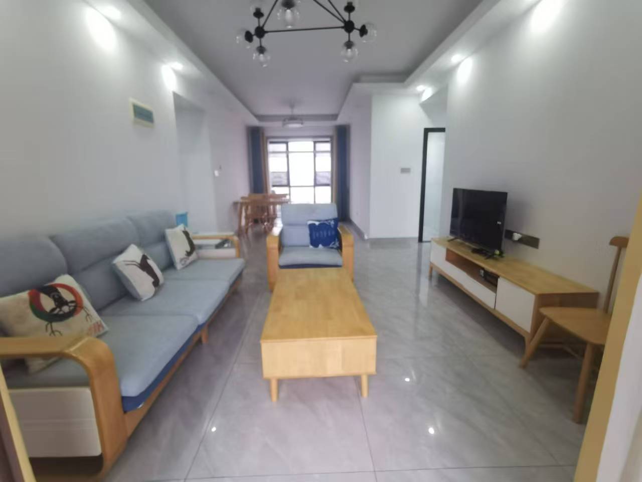 耀江西岸公馆 3室2厅2卫 3000.0元/月 耀江西岸公馆 3室2厅2卫 3000.0元/月室内图