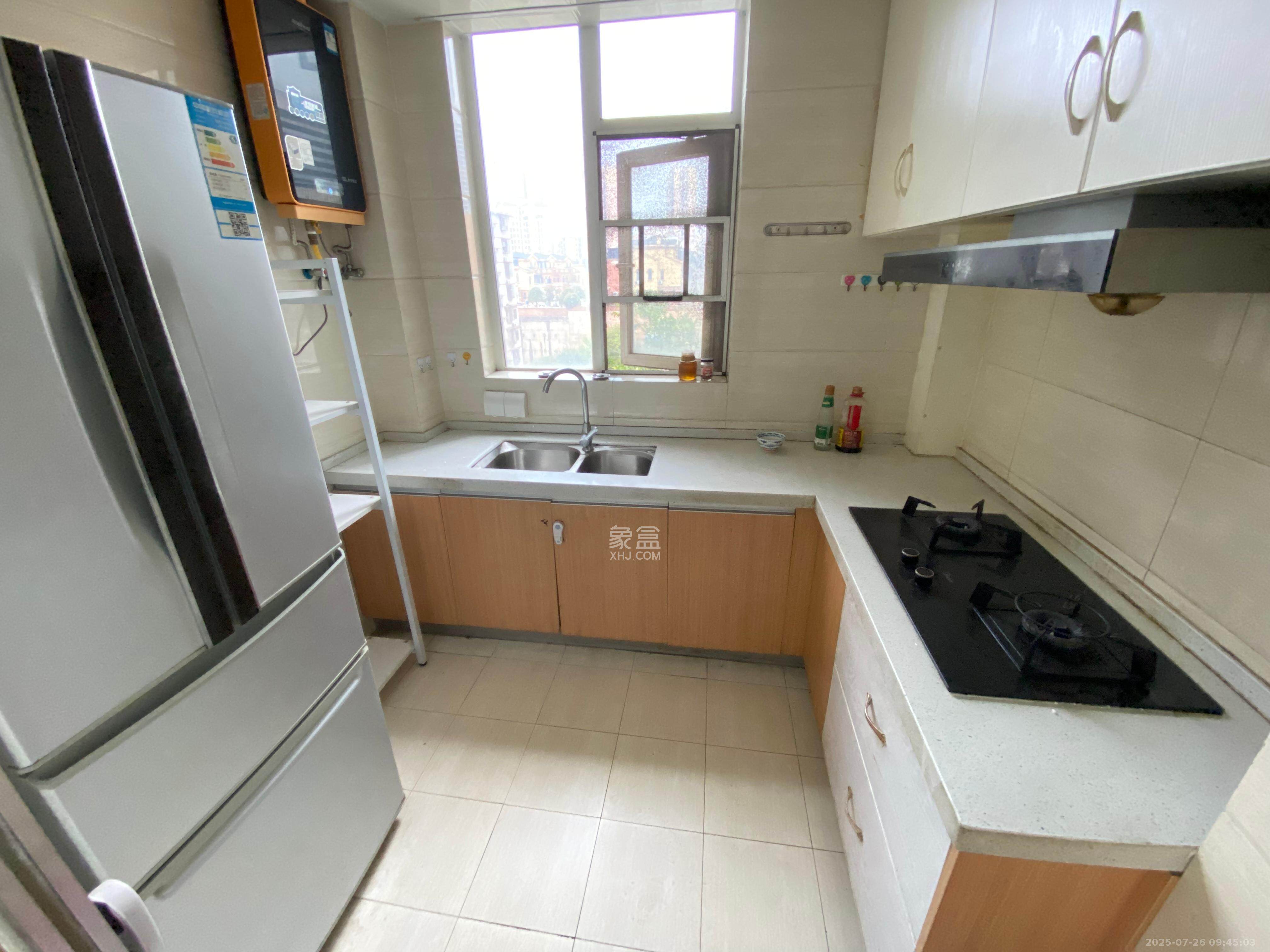 金鼎公园尚  2室2厅1卫    1700.0元/月 金鼎公园尚  2室2厅1卫    1700.0元/月室内图