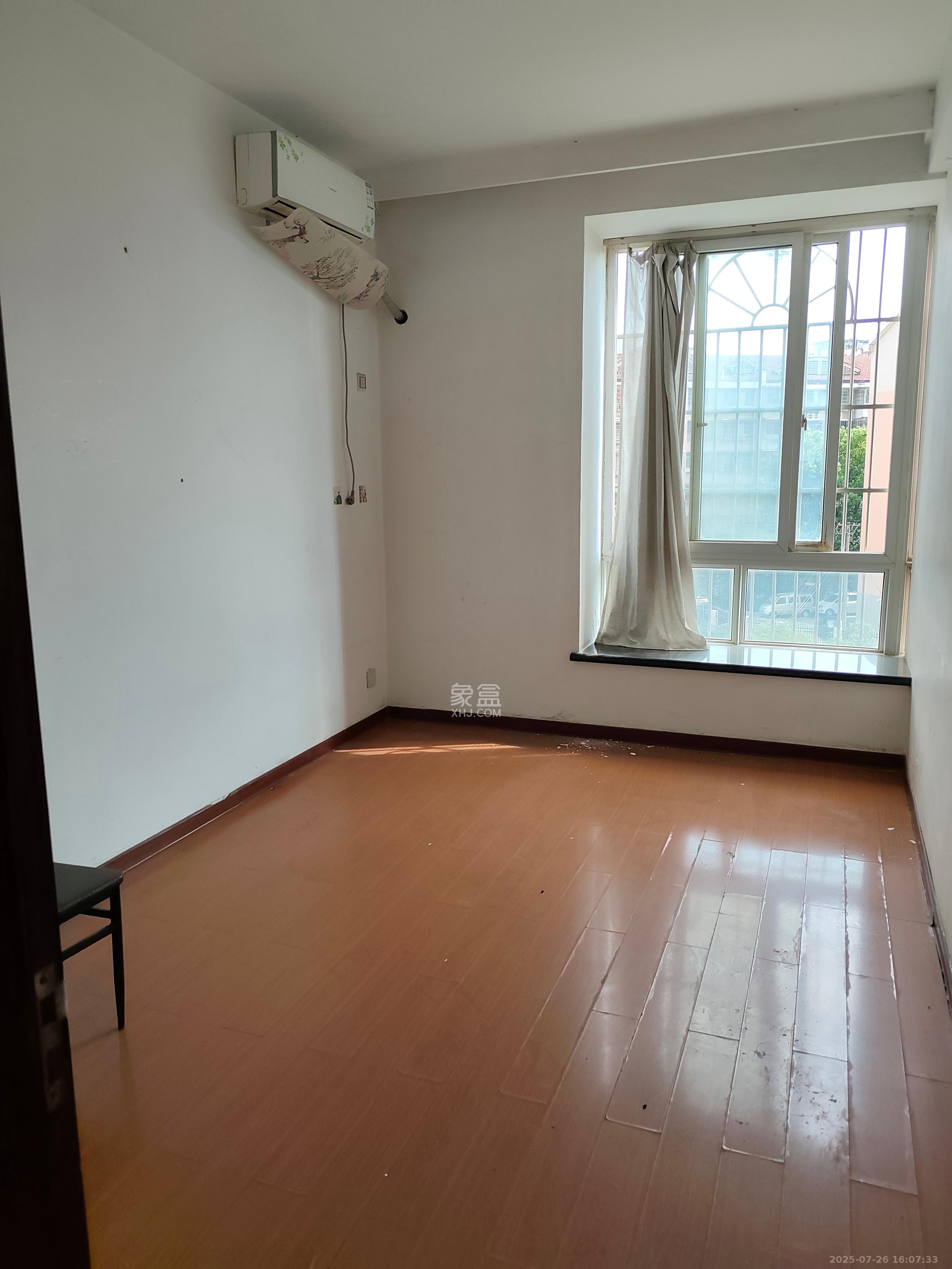 湘中海星之都  3室2厅1卫    2800.0元/月 湘中海星之都  3室2厅1卫    2800.0元/月室内图