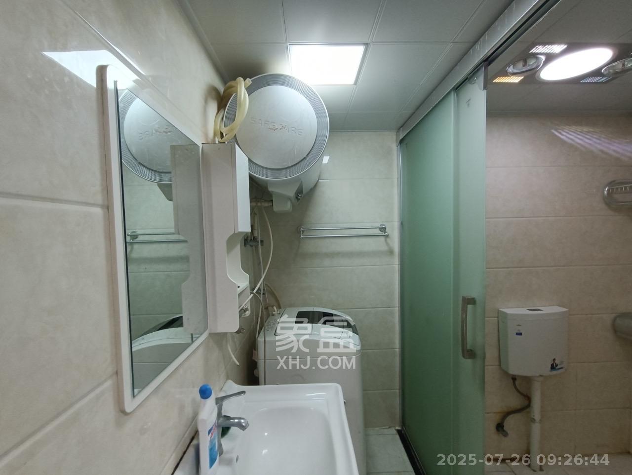 保利麓谷林语I区  1室1厅1卫    1500.0元/月室内图