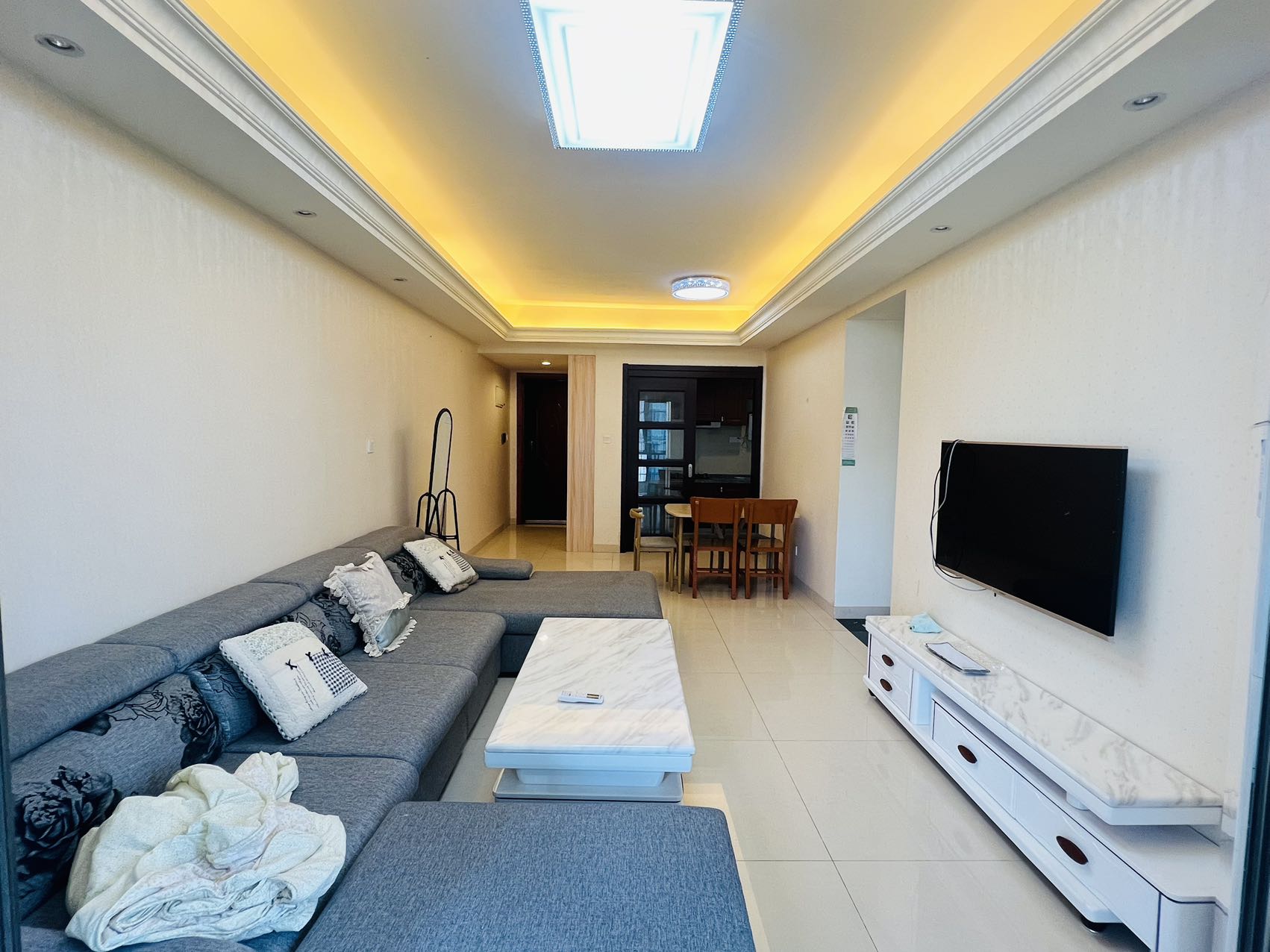 碧桂园 3室2厅1卫 1700.0元/月 碧桂园 3室2厅1卫 1700.0元/月室内图