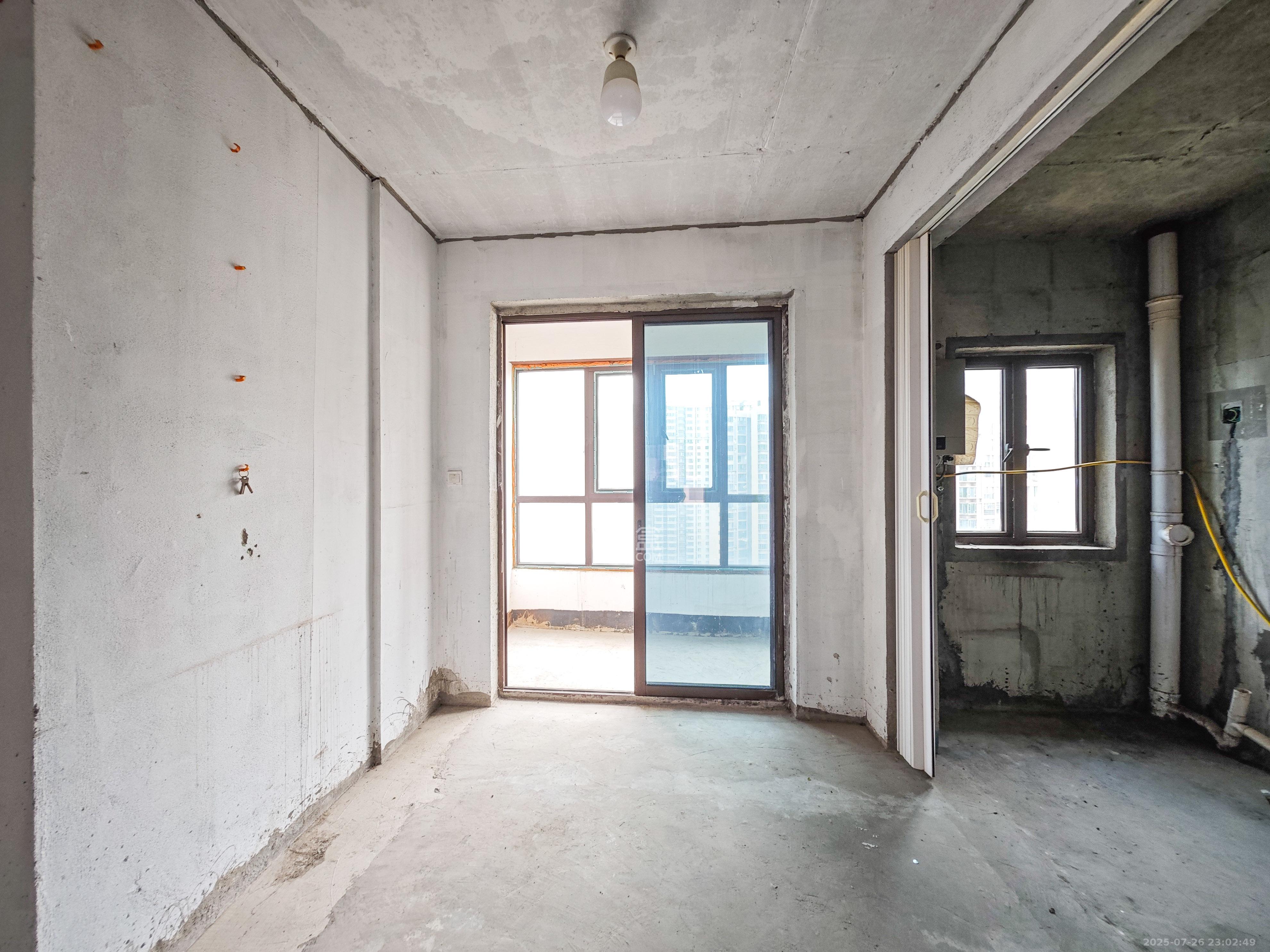 山语城三期  3室2厅2卫    82.0万 山语城三期  3室2厅2卫    82.0万客厅