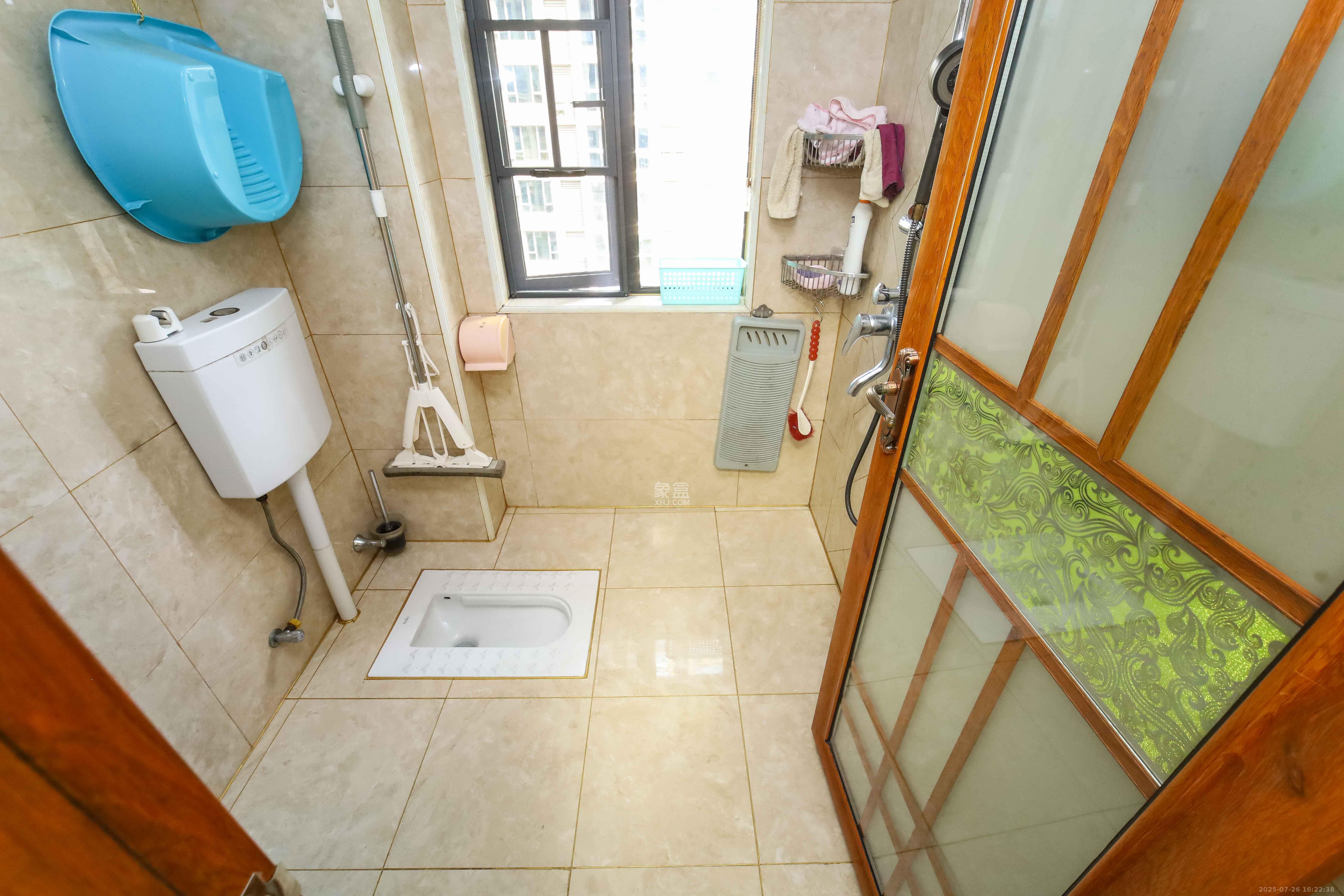 长房白沙湾 3室2厅2卫 158.0万 长房白沙湾 3室2厅2卫 158.0万卫生间