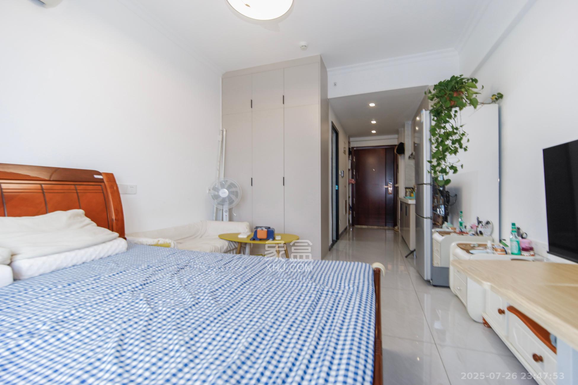 碧桂园印象  1室0厅1卫    23.8万客厅