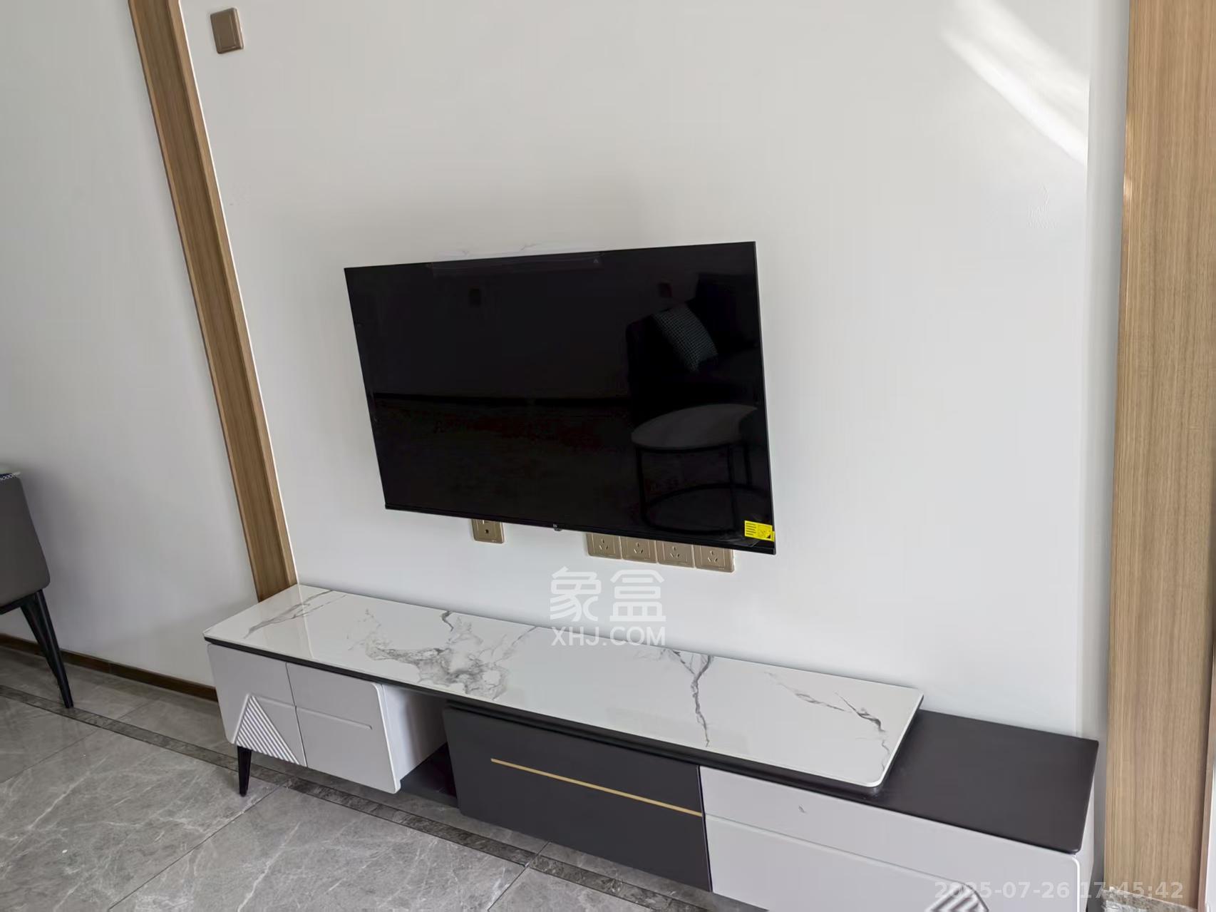 新华联梦想城  1室0厅0卫    2000.0元/月室内图