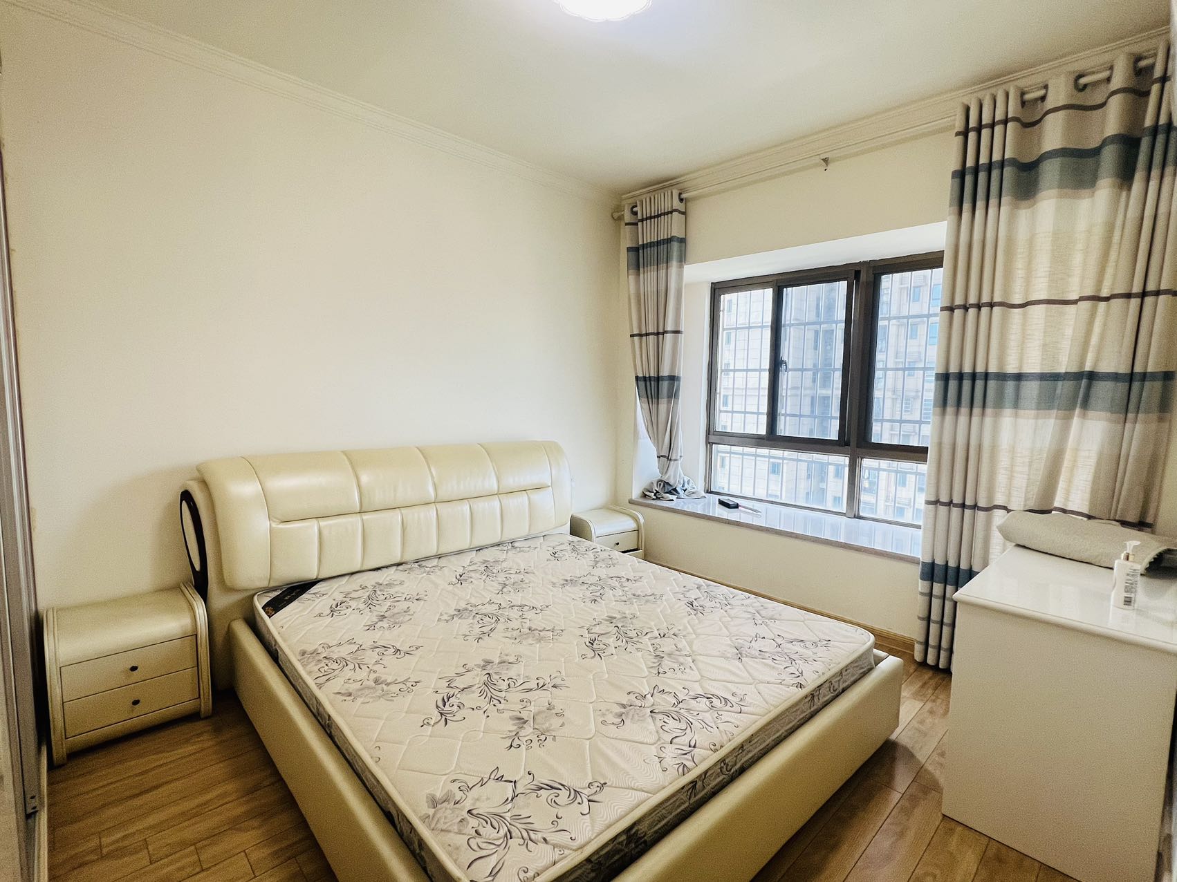 碧桂园 3室2厅1卫 1700.0元/月 碧桂园 3室2厅1卫 1700.0元/月室内图