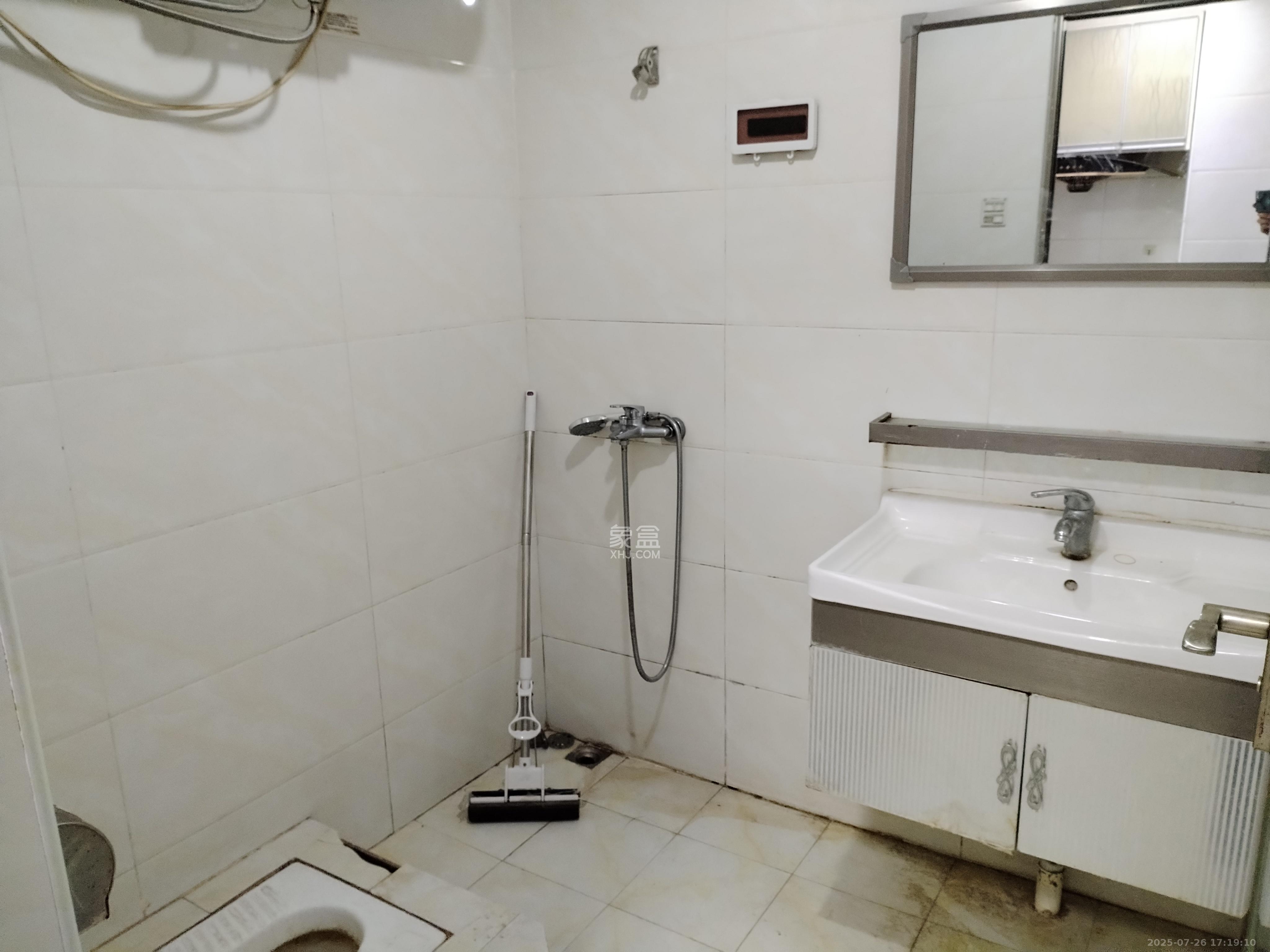 钰龙天下二期(钰龙佳园) 1室1厅1卫 1100.0元/月 钰龙天下二期(钰龙佳园) 1室1厅1卫 1100.0元/月室内图