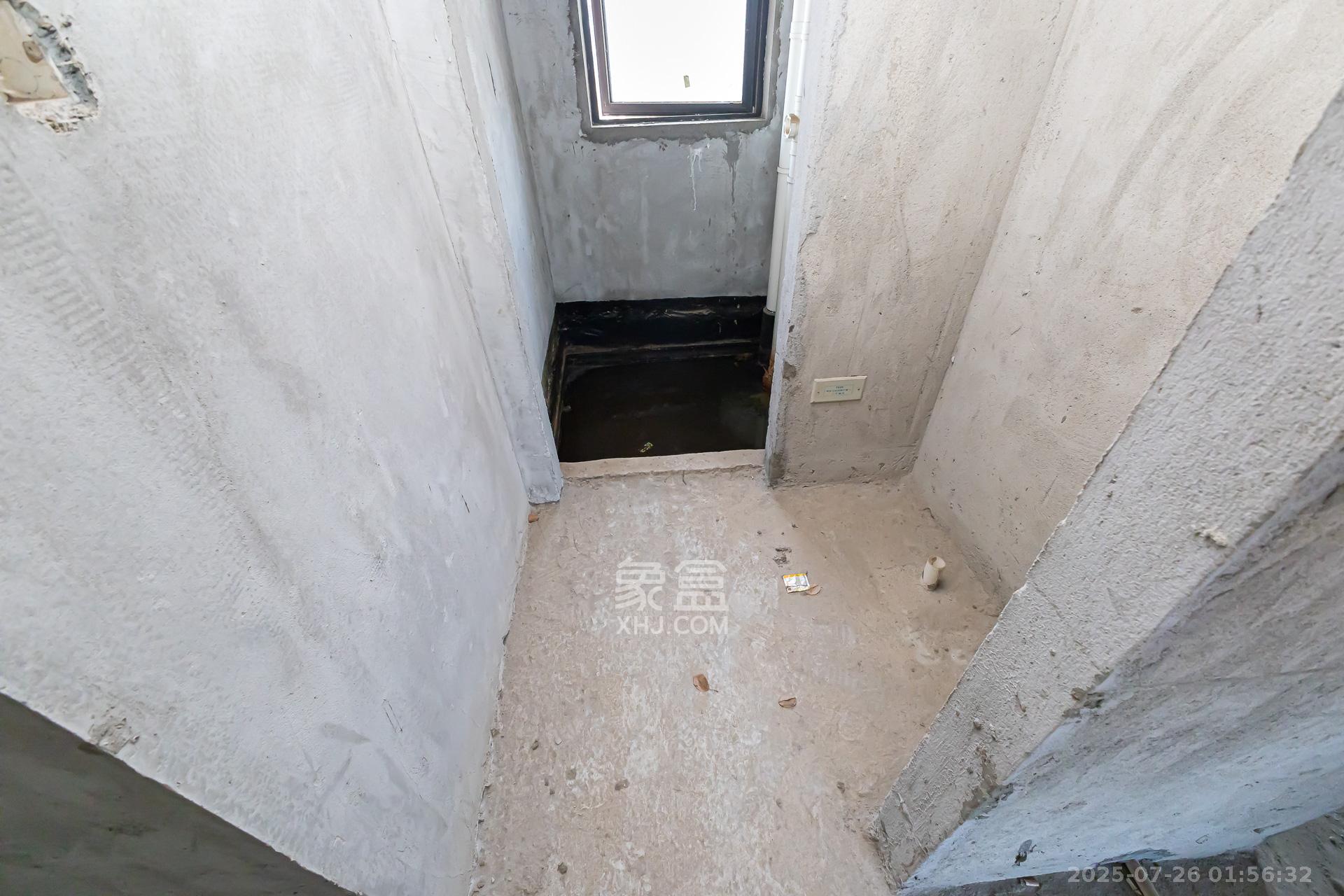 润和之悦（金泽园）  4室2厅2卫    72.0万卫生间