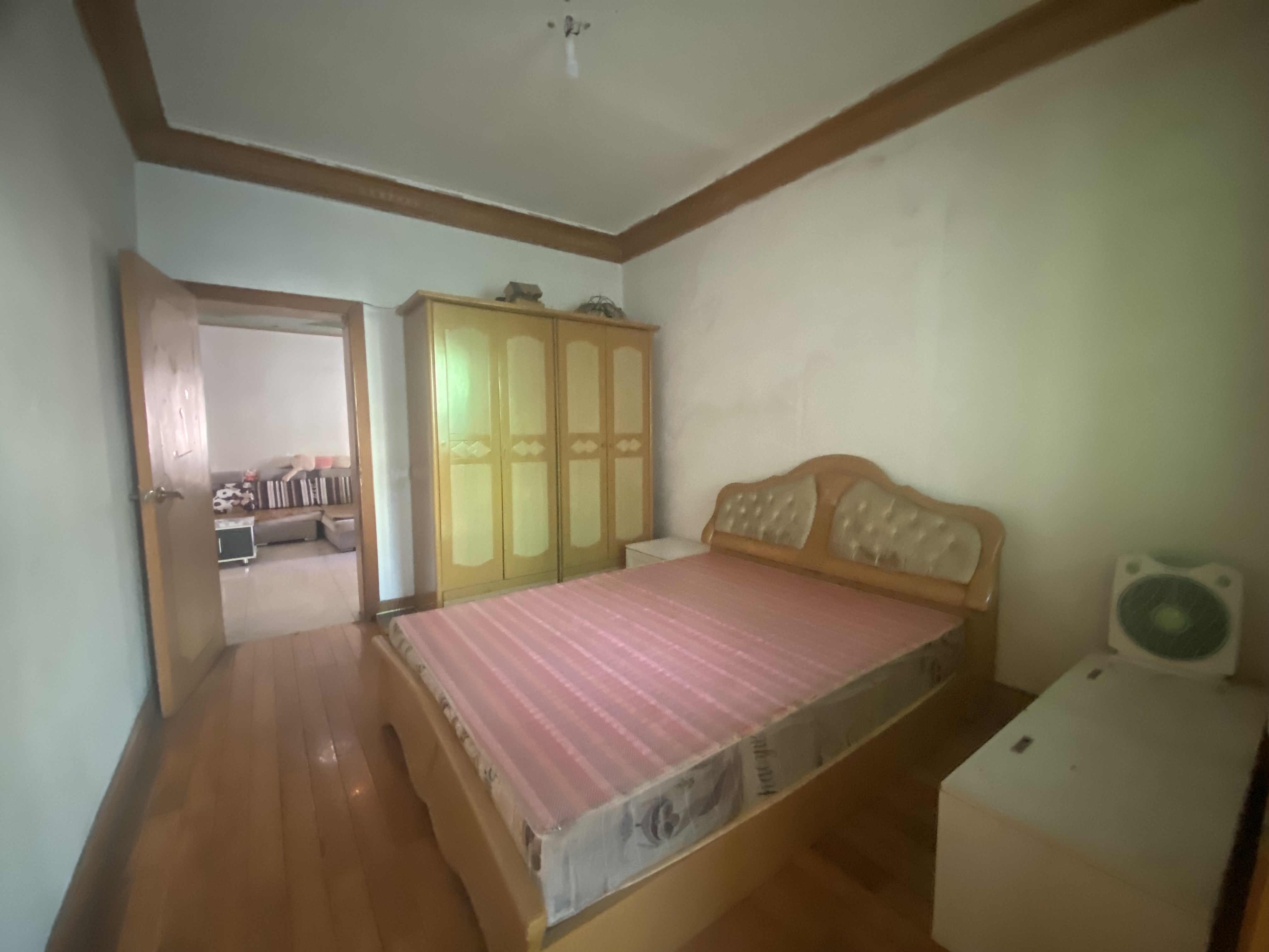 白沙洲散盘 3室2厅1卫 800.0元/月 白沙洲散盘 3室2厅1卫 800.0元/月室内图