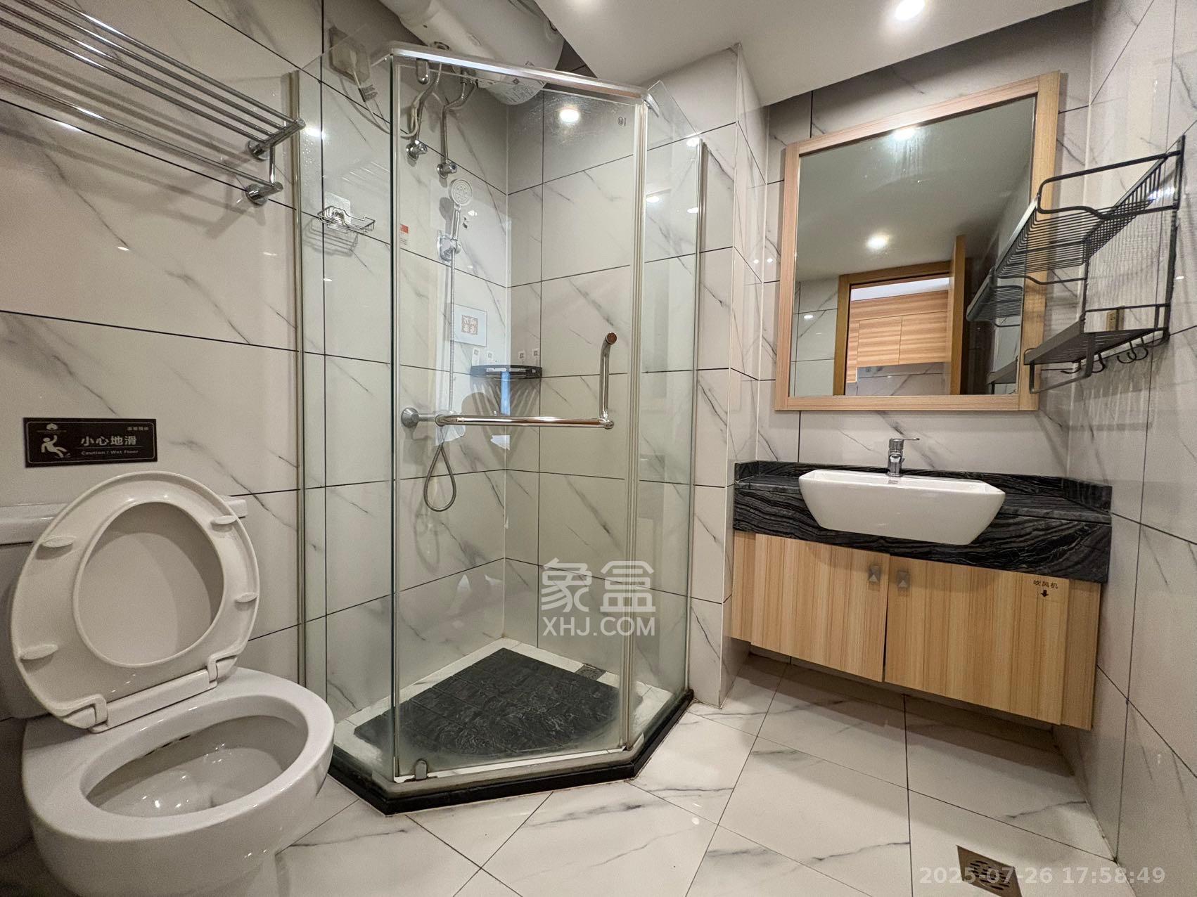 众东国际  1室0厅0卫    1900.0元/月室内图