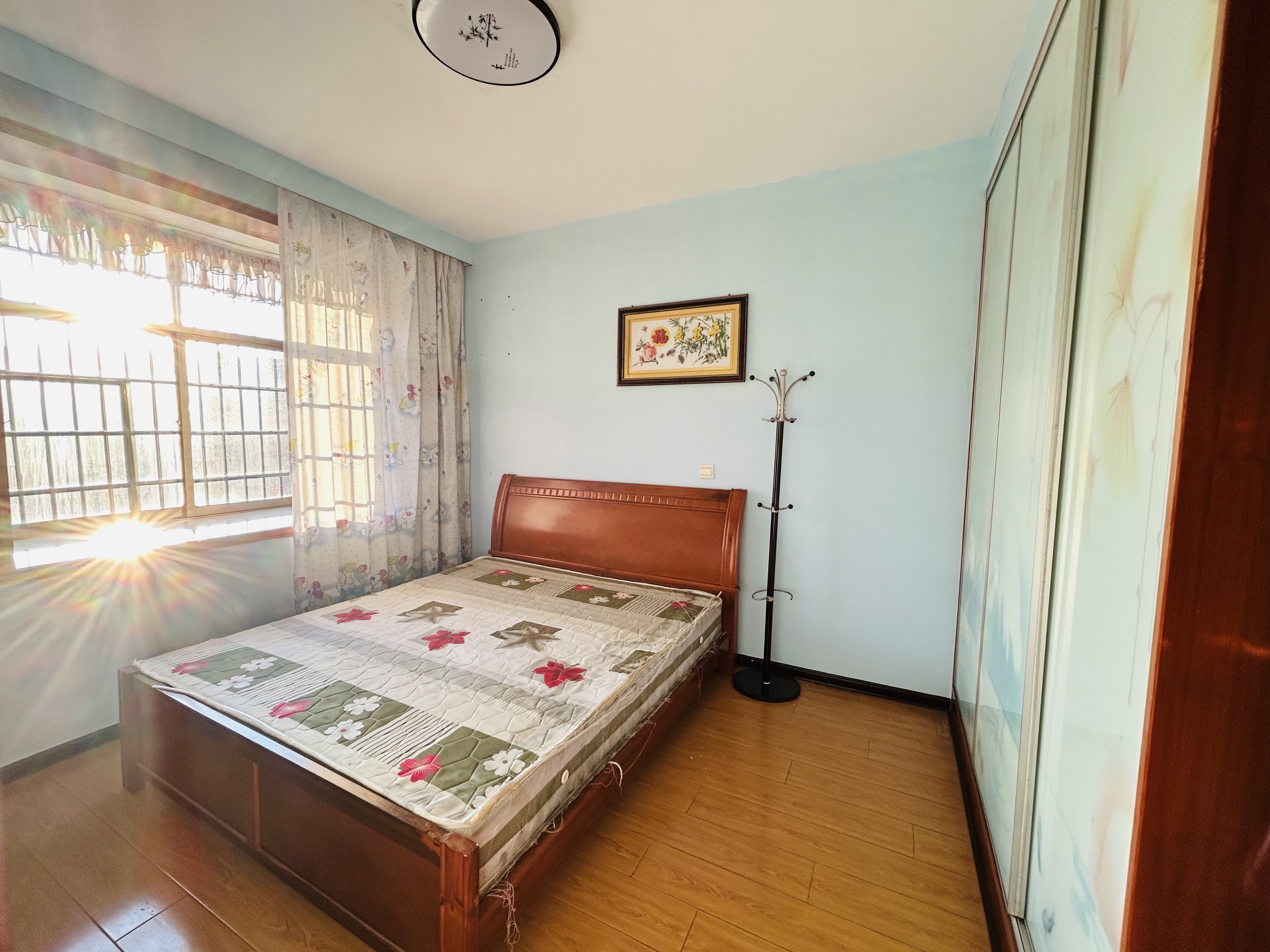 颐乐新村北苑 3室2厅2卫 1500.0元/月 颐乐新村北苑 3室2厅2卫 1500.0元/月室内图