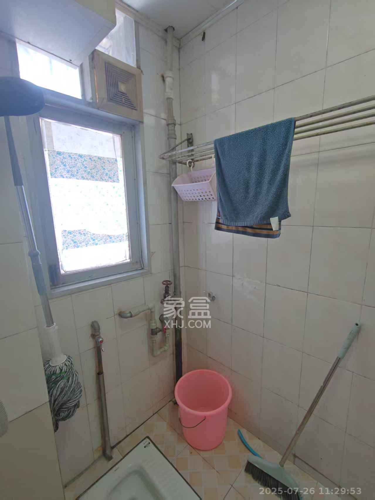 崇文里、崇圣里散盘  3室1厅1卫   2600.00元/月室内图