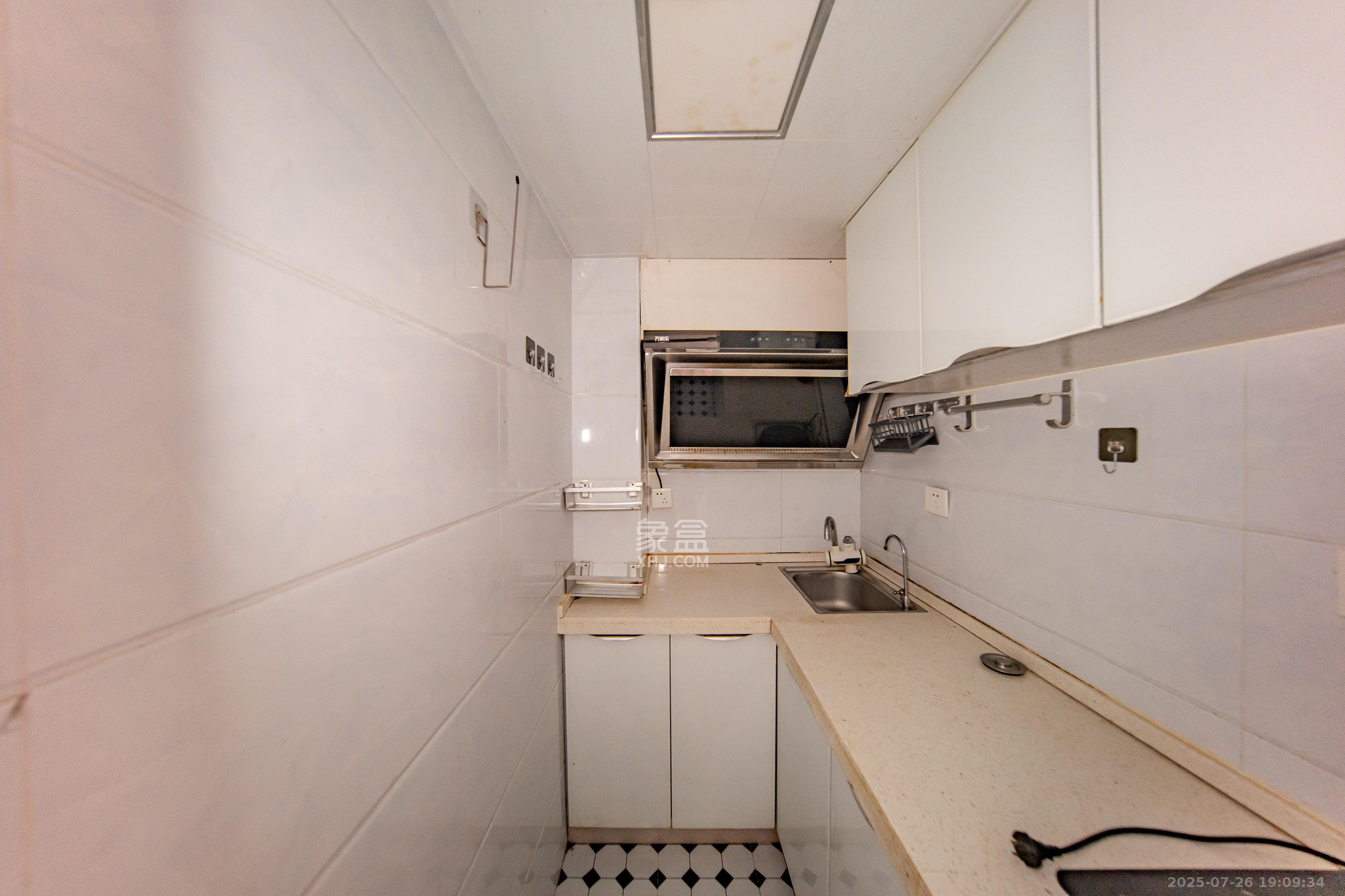 洋湖时代  1室1厅1卫    29.9万厨房