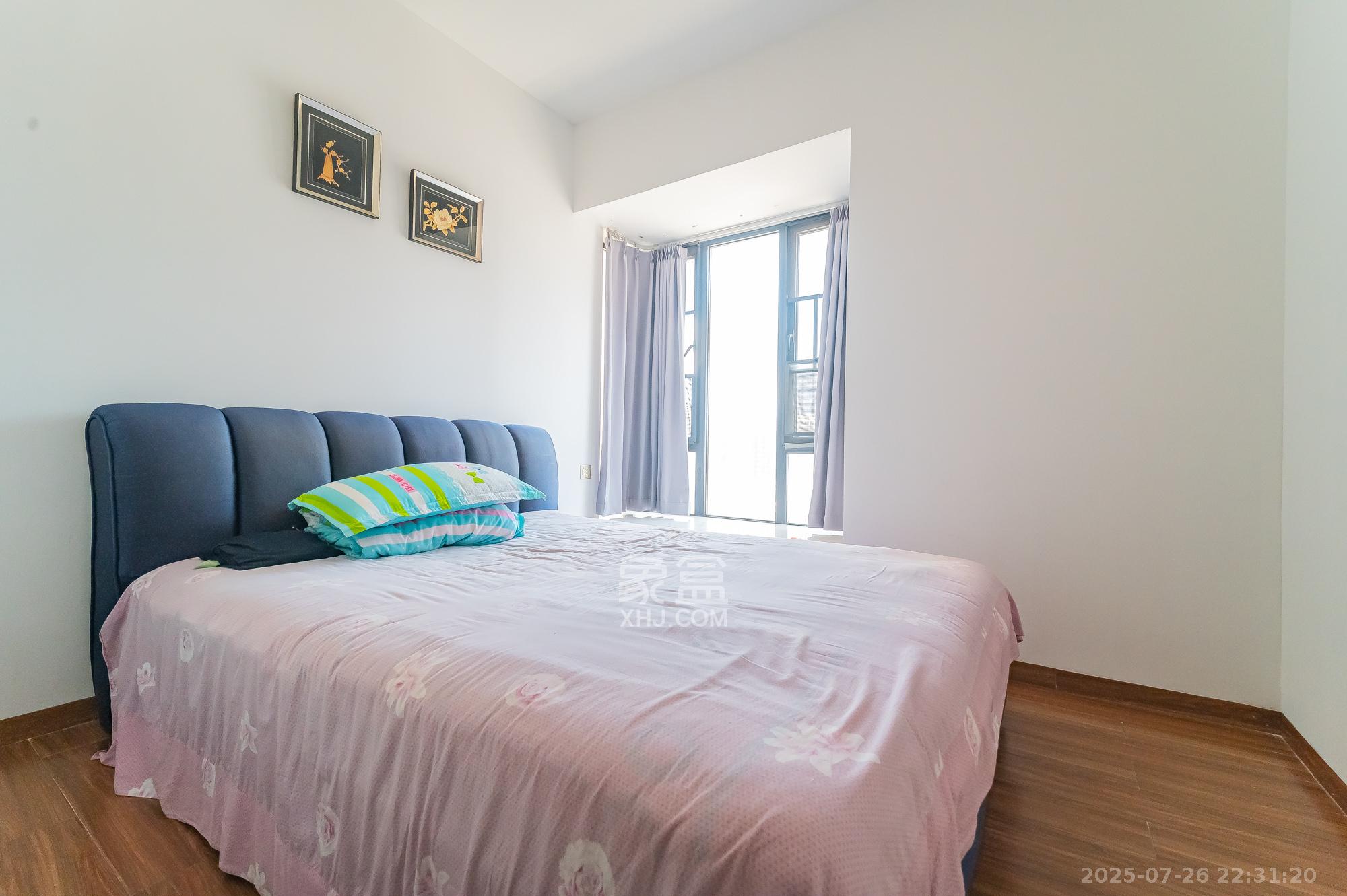 蓝山郡 3室2厅1卫 93.0万 蓝山郡 3室2厅1卫 93.0万卧室