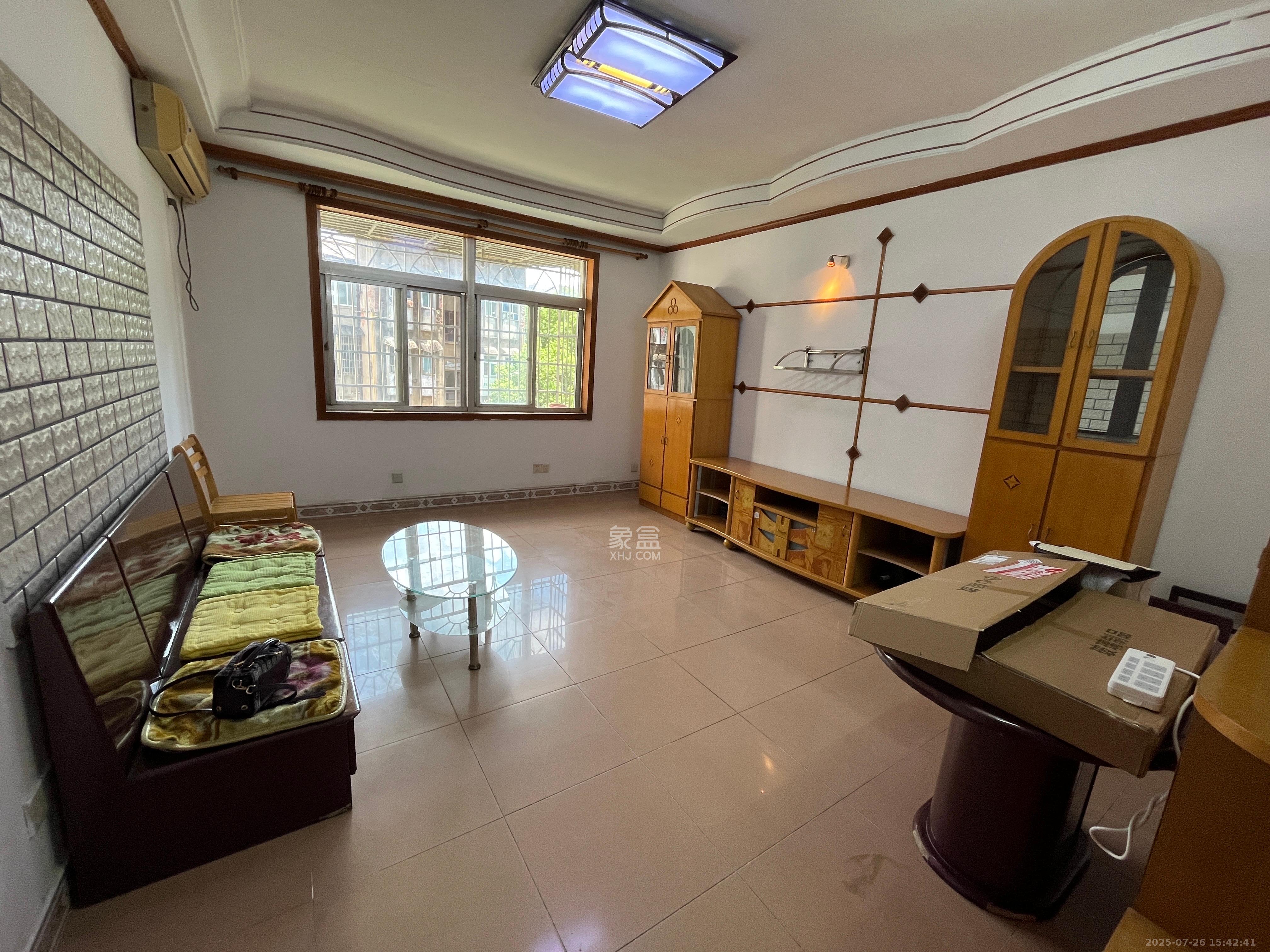 化工设计院 3室2厅1卫 1600.0元/月 化工设计院 3室2厅1卫 1600.0元/月室内图