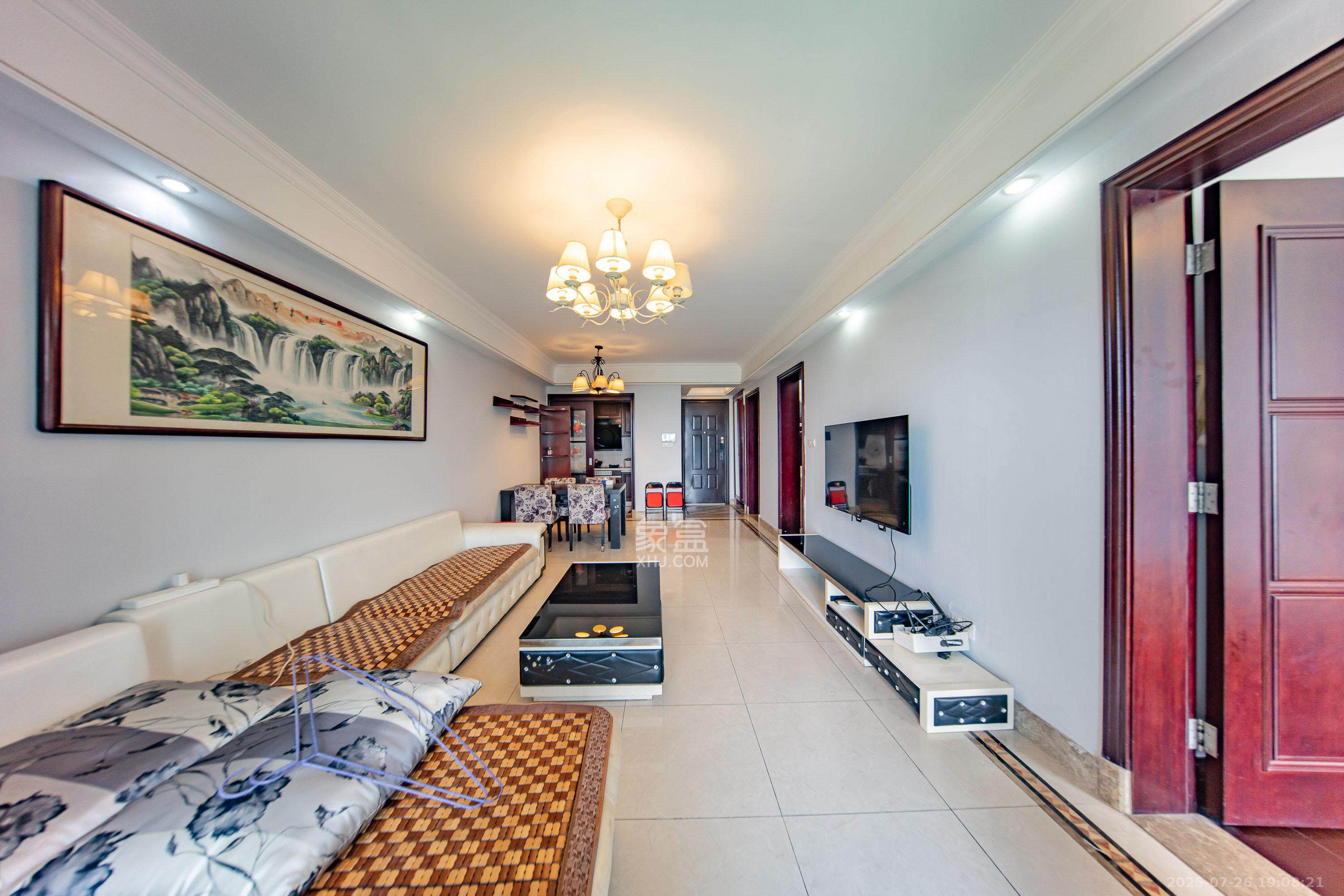 中海国际一期 3室2厅1卫 72.0万 中海国际一期 3室2厅1卫 72.0万客厅