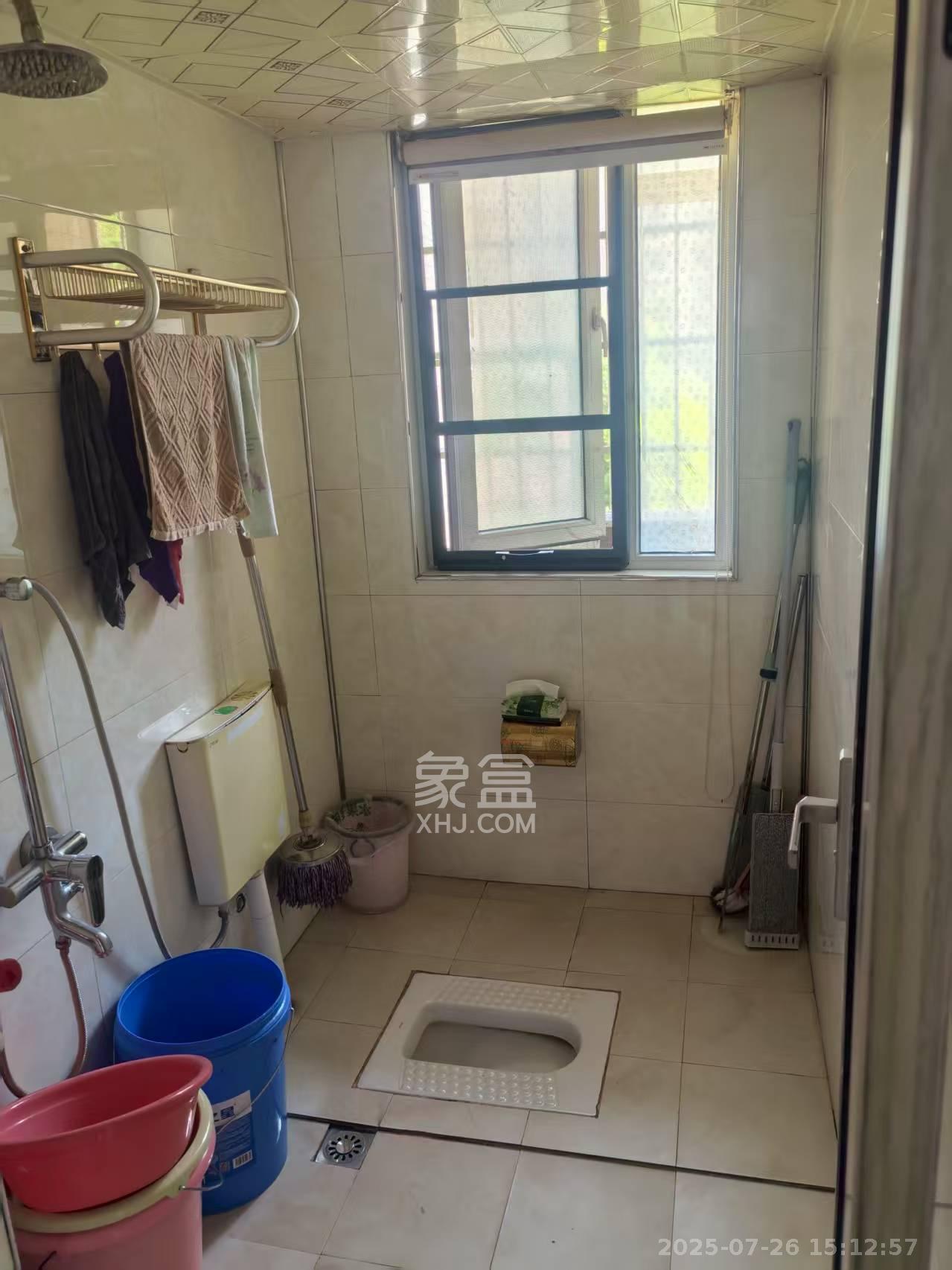 波隆城市花园 3室2厅2卫 2300.0元/月 波隆城市花园 3室2厅2卫 2300.0元/月室内图