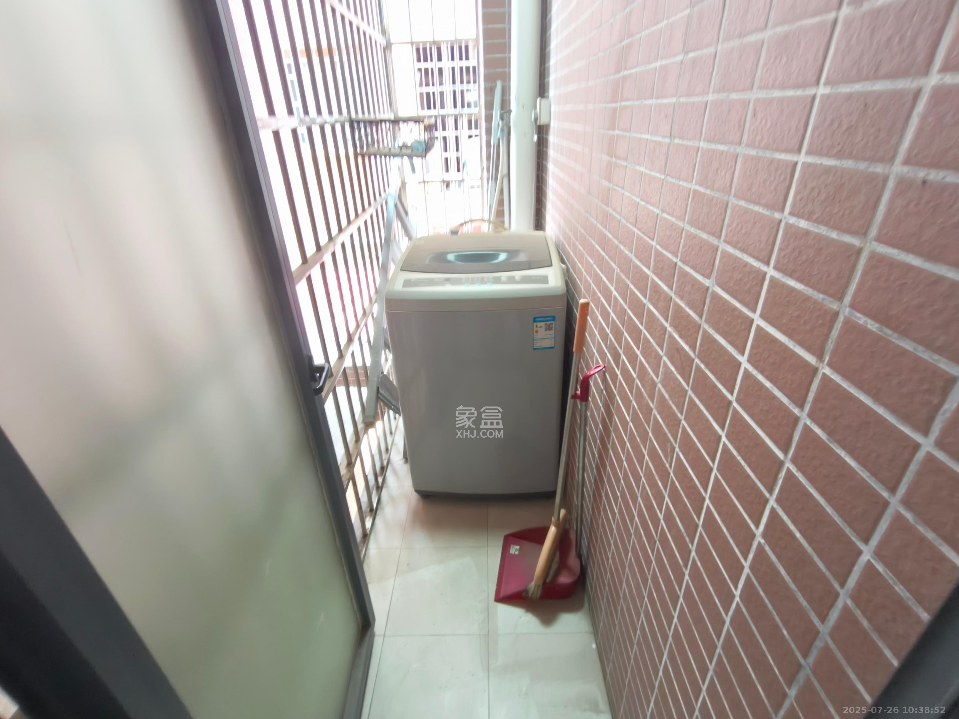 青春里小区  2室1厅1卫   1280.00元/月室内图