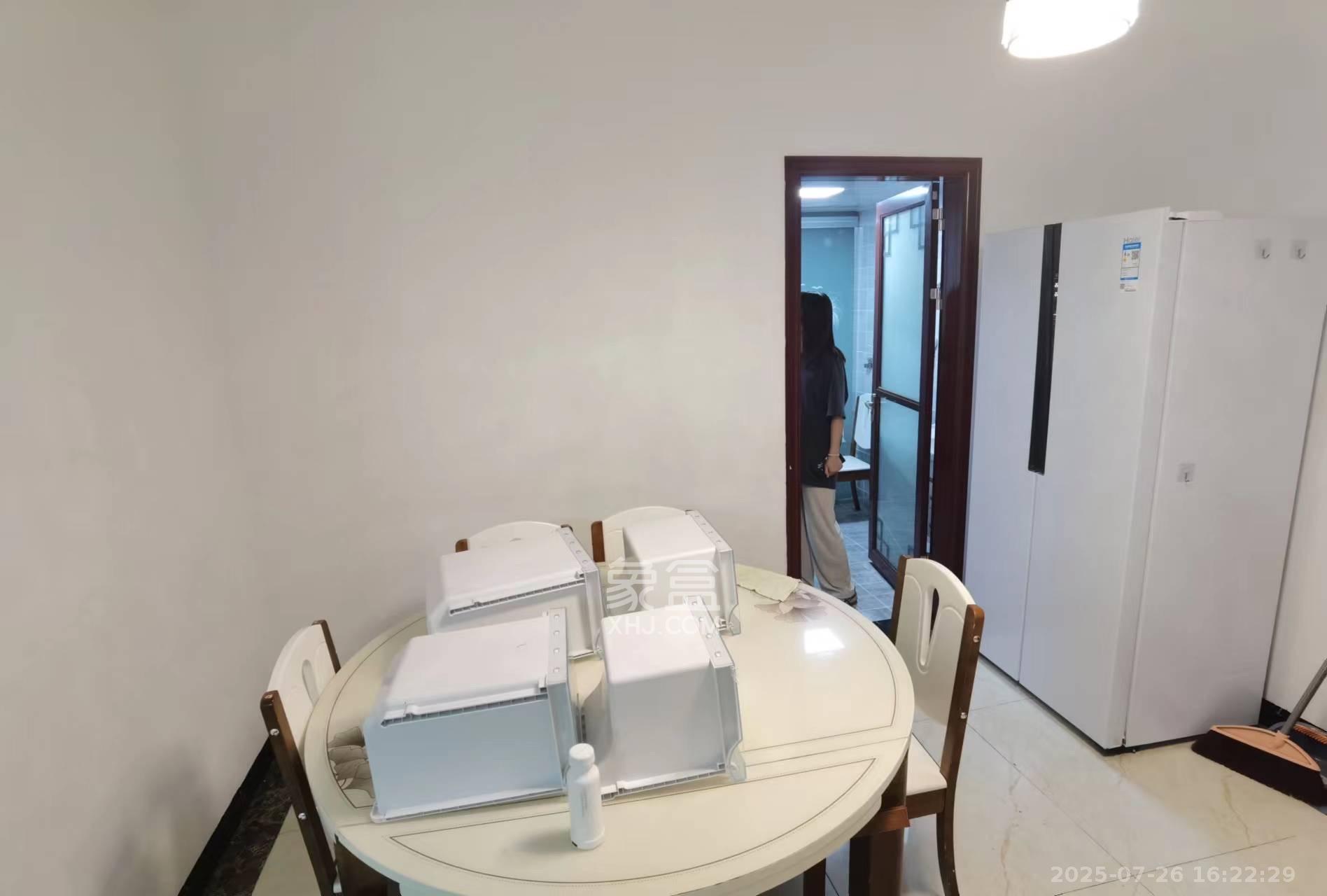 八方小区B区 3室2厅2卫 4500.0元/月 八方小区B区 3室2厅2卫 4500.0元/月室内图