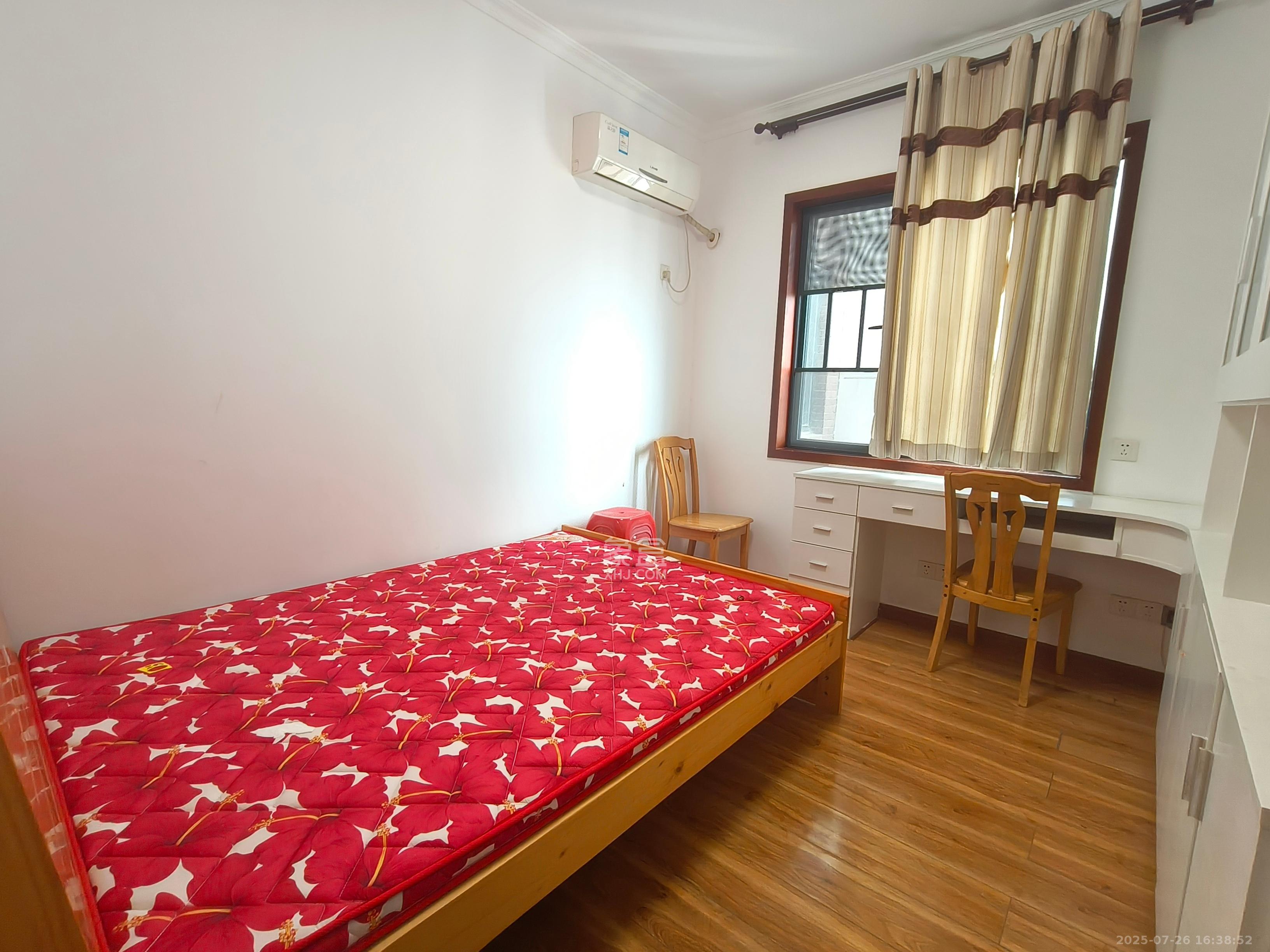 鑫远湘府华城  3室2厅1卫    2580.0元/月室内图