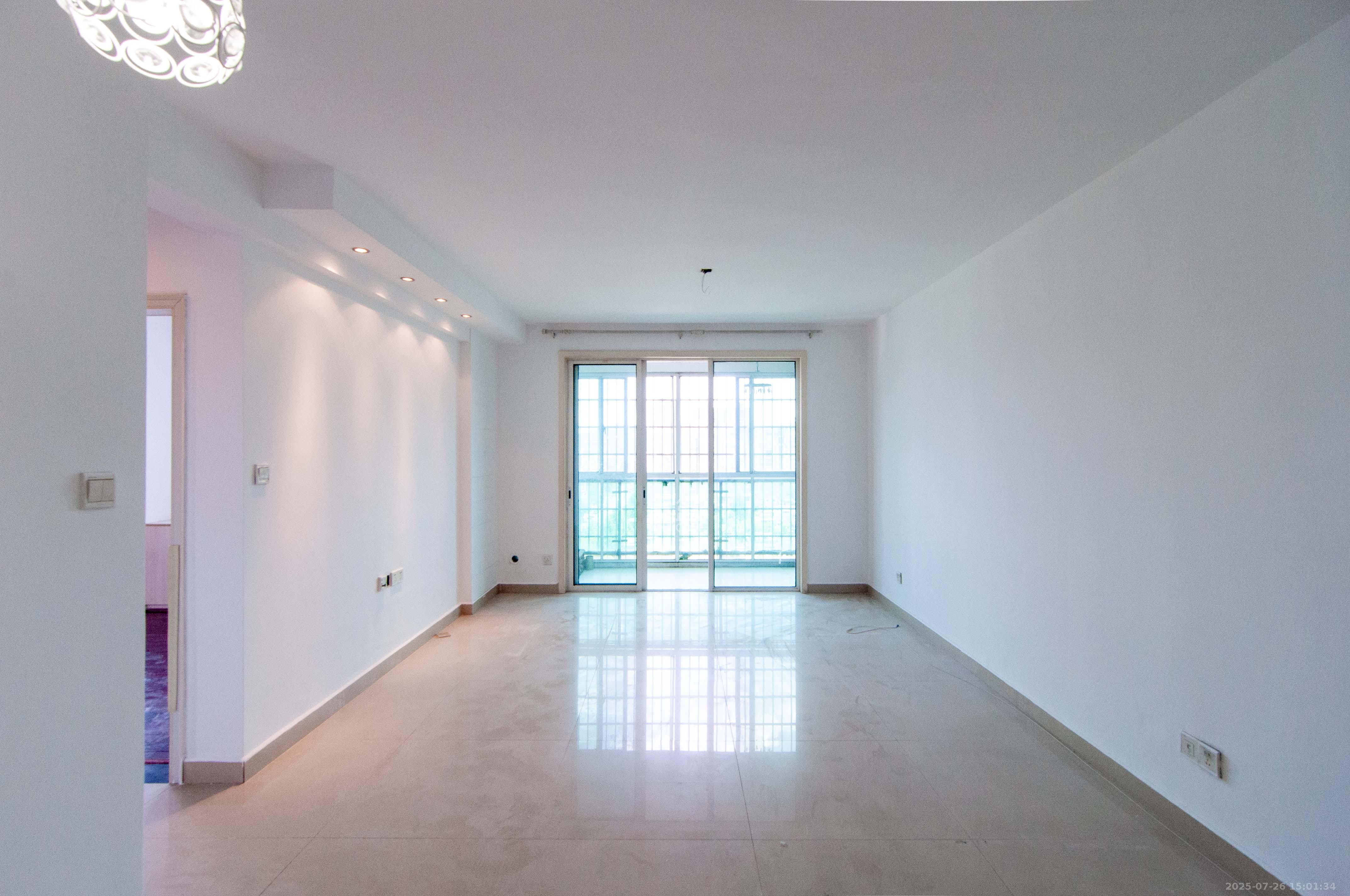 湘麓国际 2室2厅1卫 2600.0元/月 湘麓国际 2室2厅1卫 2600.0元/月室内图