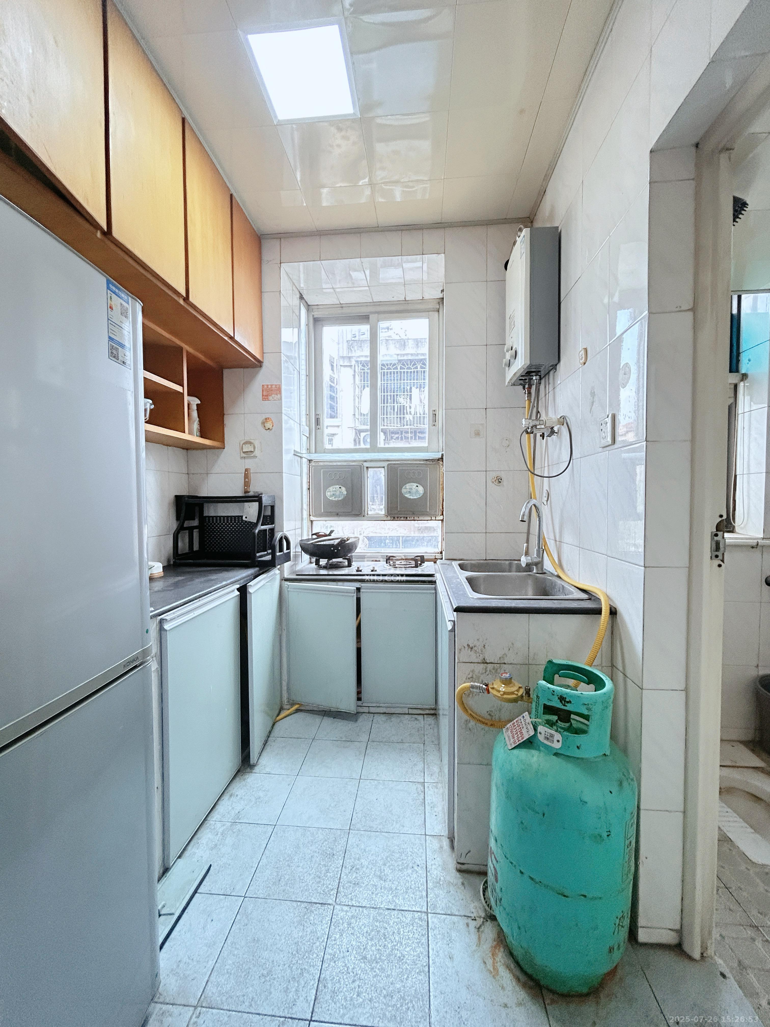 通泰街散盘  2室2厅1卫    1600.0元/月 通泰街散盘  2室2厅1卫    1600.0元/月室内图