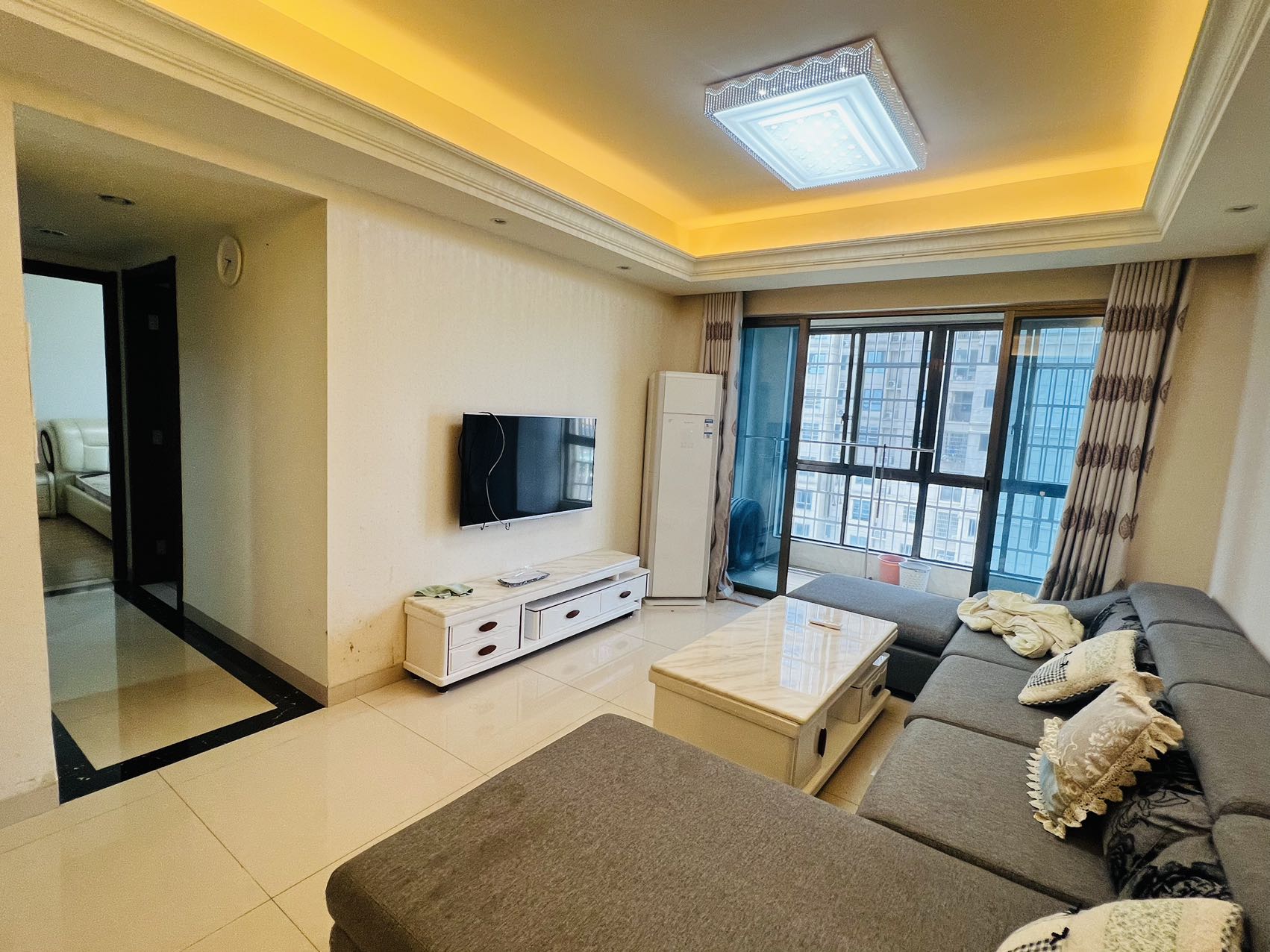 碧桂园 3室2厅1卫 1700.0元/月 碧桂园 3室2厅1卫 1700.0元/月室内图