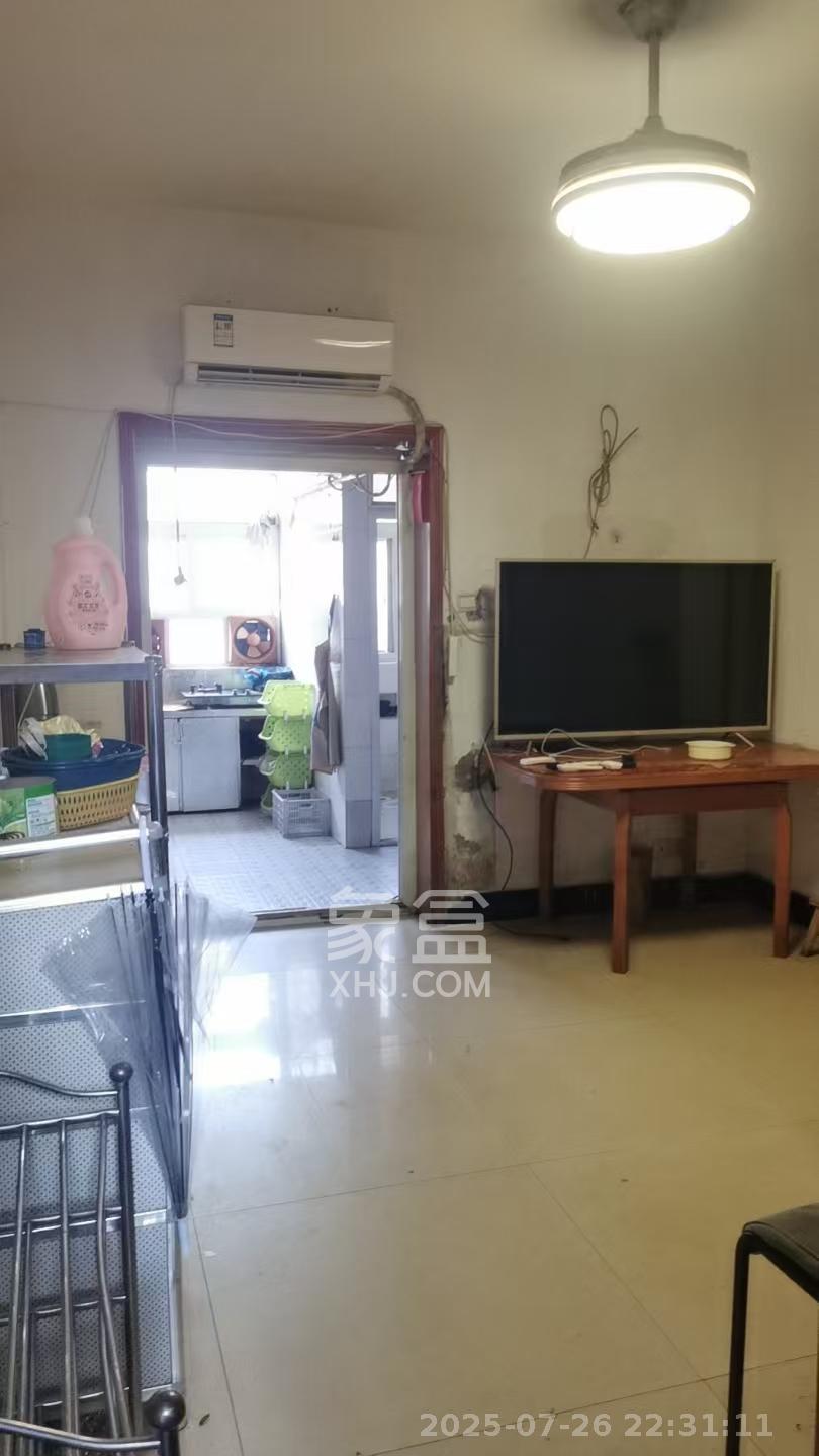 新塘垅小区(高桥物流园) 3室2厅1卫 1000.0元/月 新塘垅小区(高桥物流园) 3室2厅1卫 1000.0元/月室内图