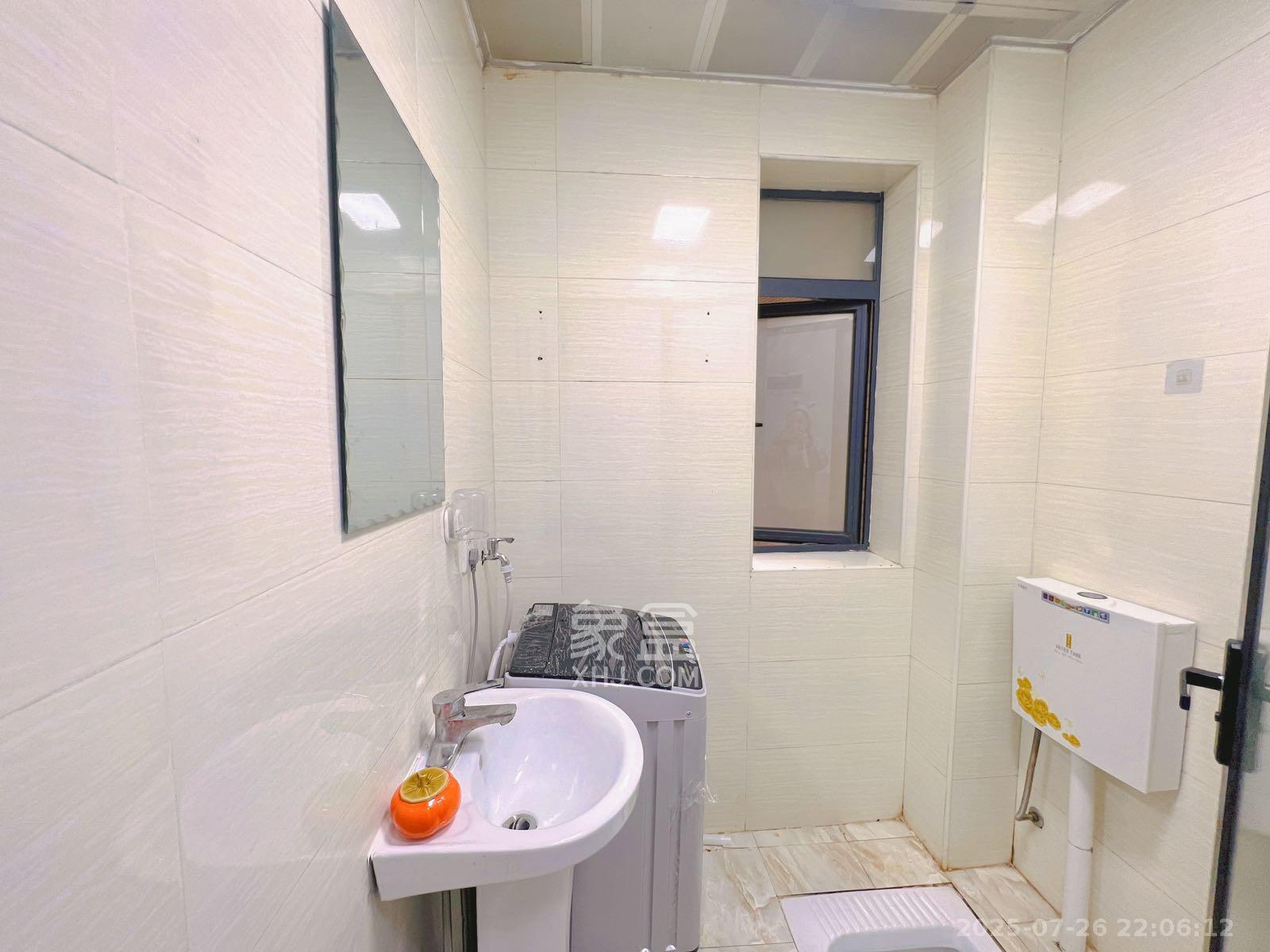 都市兰亭 2室1厅1卫 2600.0元/月 都市兰亭 2室1厅1卫 2600.0元/月室内图