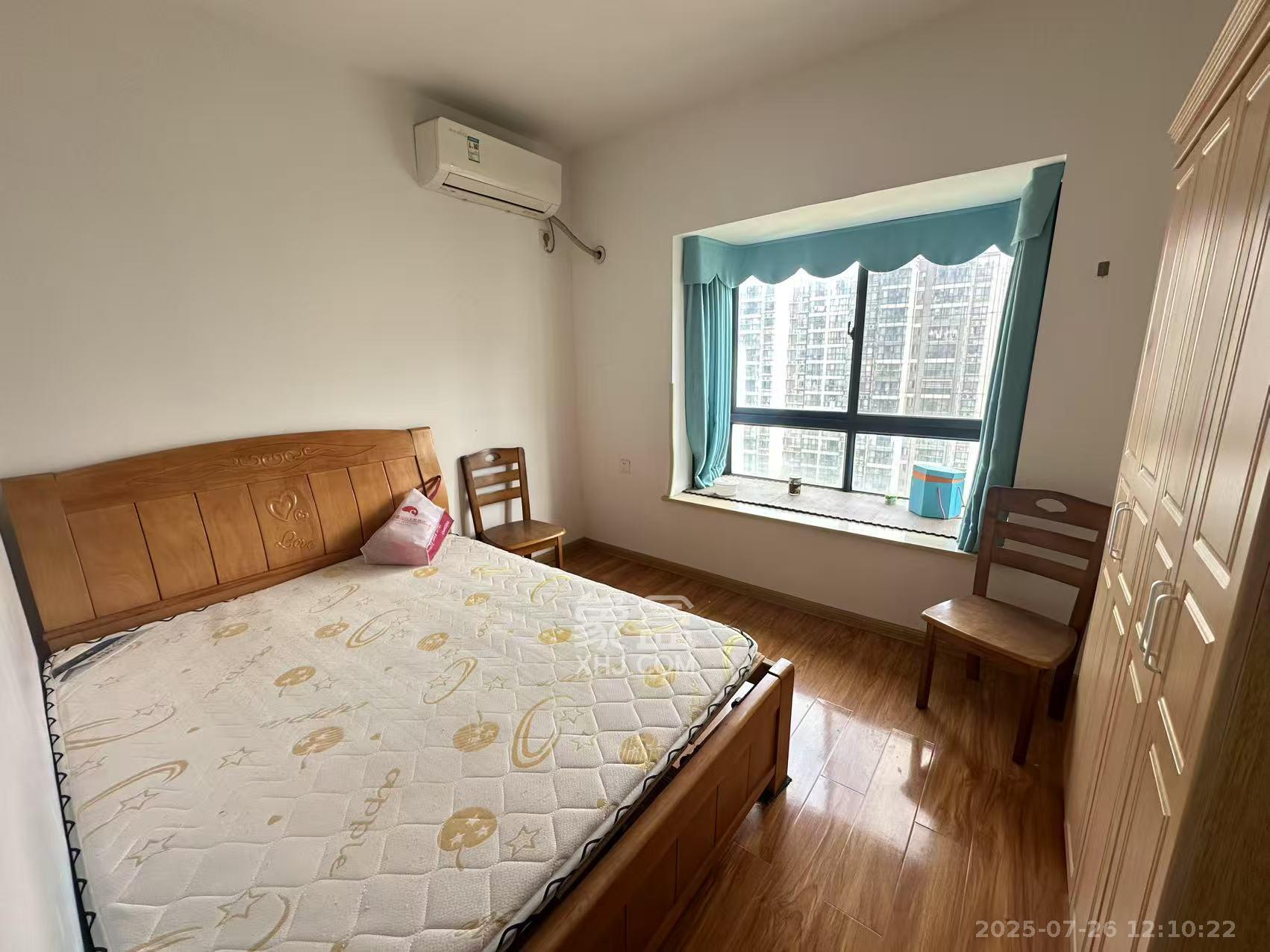 钱隆学府一、二期  4室2厅2卫    2400.0元/月 钱隆学府一、二期  4室2厅2卫    2400.0元/月室内图