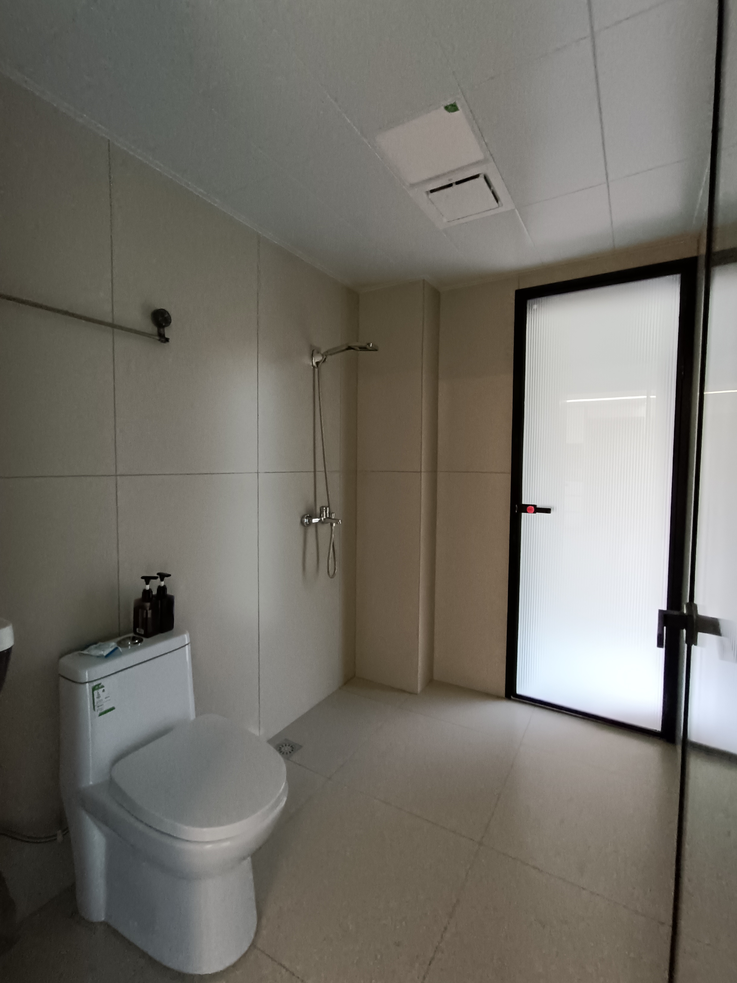 宁邦广场 3室2厅2卫 2000.0元/月 宁邦广场 3室2厅2卫 2000.0元/月室内图