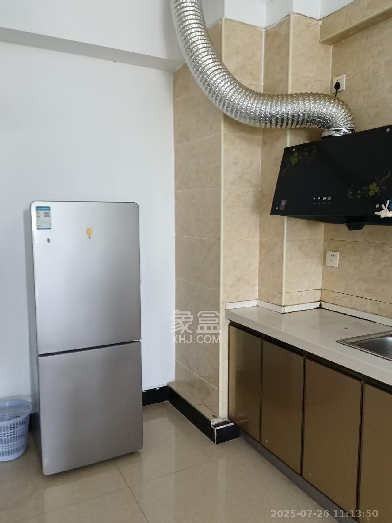 中建芙蓉嘉苑 1室1厅1卫 1300.0元/月 中建芙蓉嘉苑 1室1厅1卫 1300.0元/月室内图