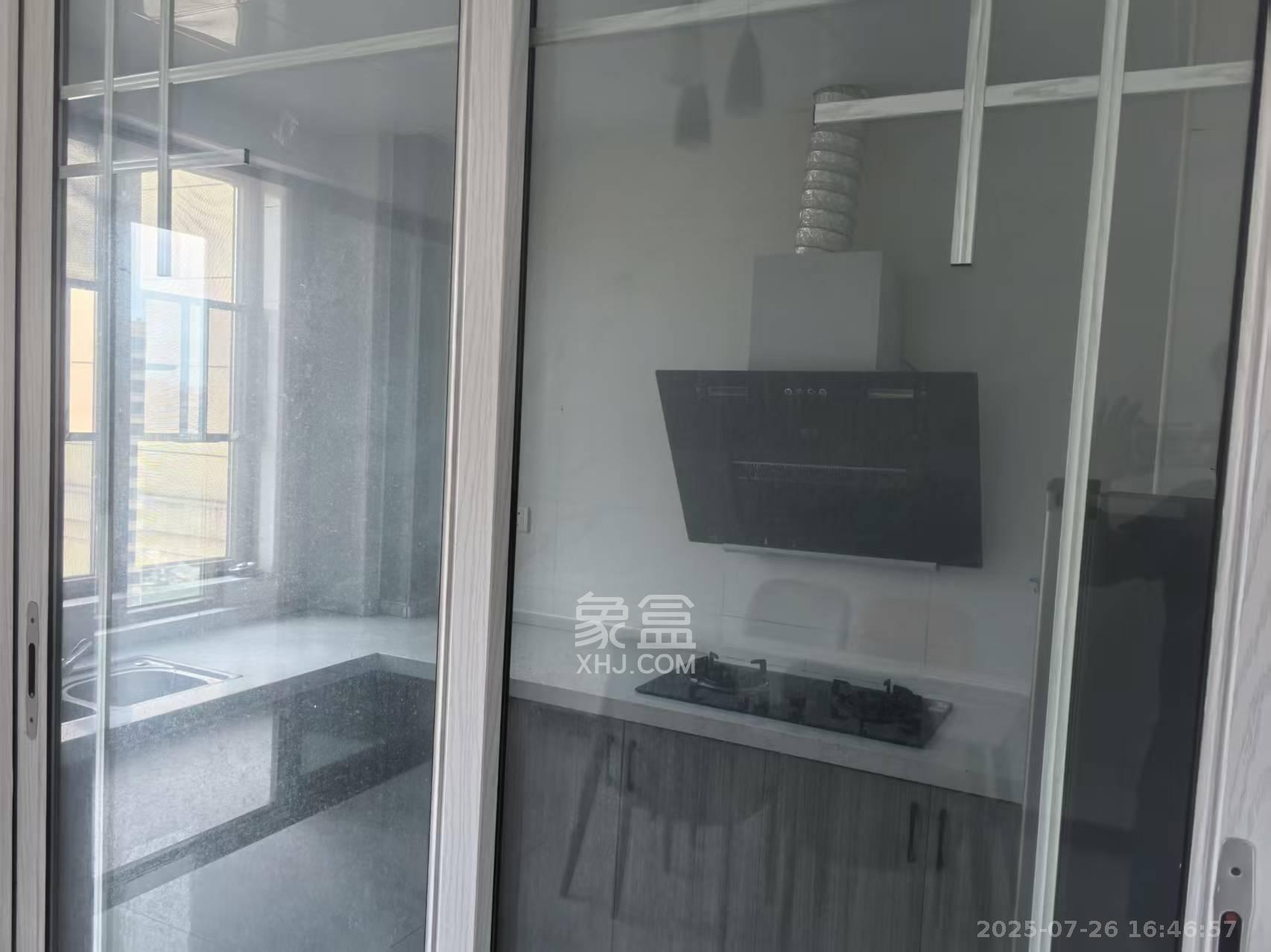 长房明宸府 3室2厅2卫 2600.0元/月 长房明宸府 3室2厅2卫 2600.0元/月室内图