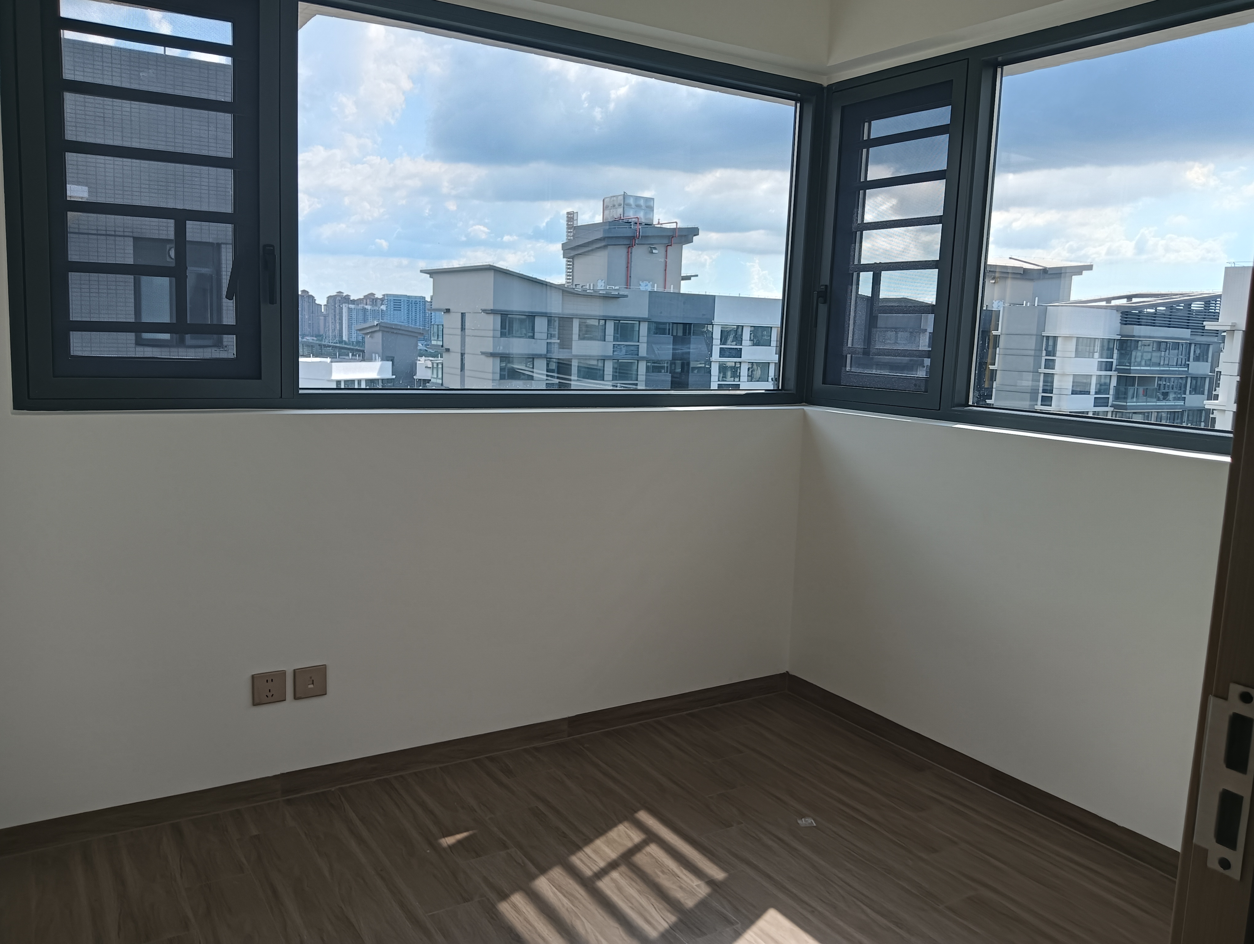 千江悦 4室2厅2卫 3500.0元/月 千江悦 4室2厅2卫 3500.0元/月室内图