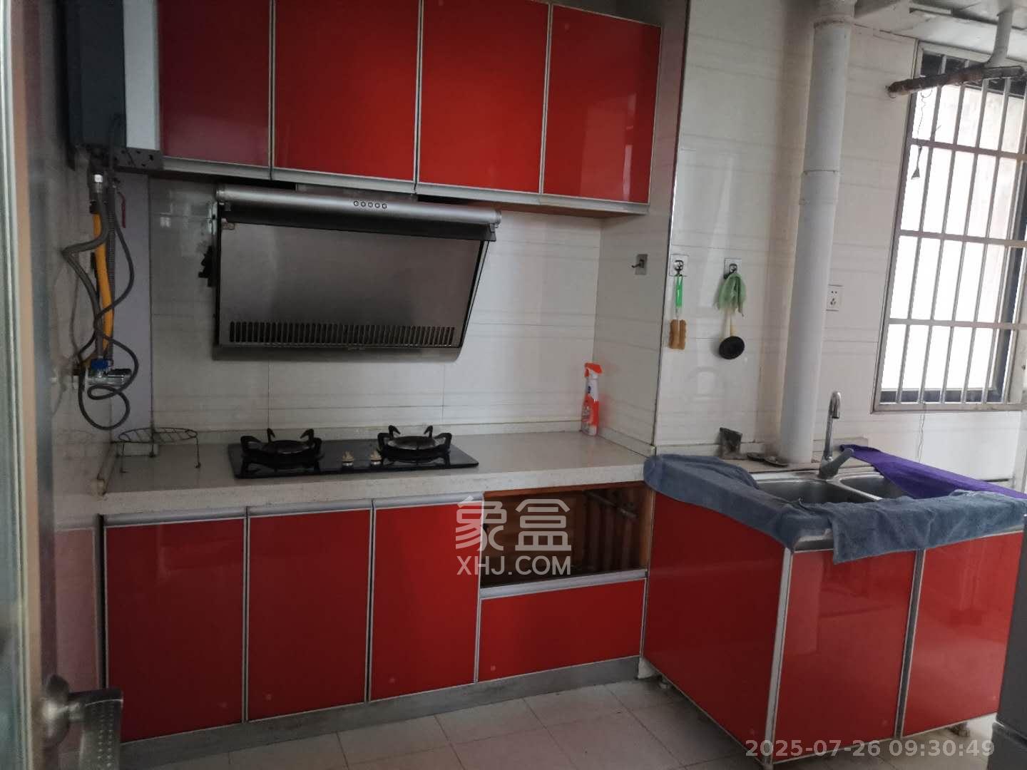 三一街区  3室2厅1卫    1300.0元/月室内图