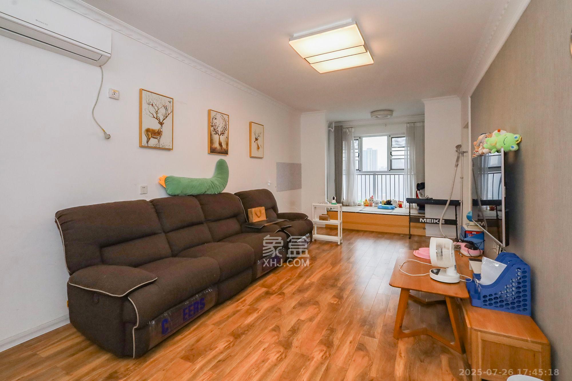 当代滨江MOMA 3室2厅1卫 3200.0元/月 当代滨江MOMA 3室2厅1卫 3200.0元/月室内图