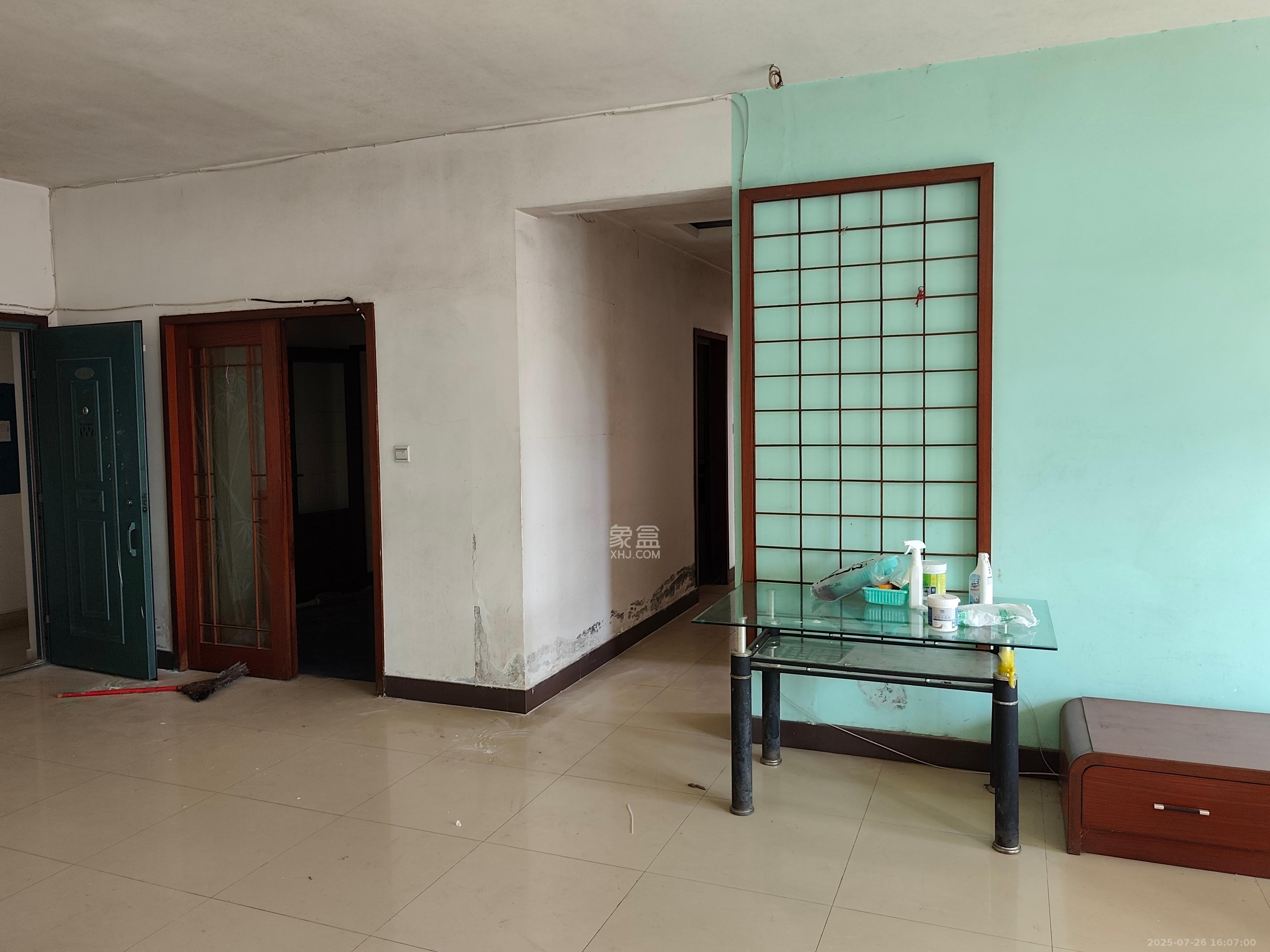 湘中海星之都  3室2厅1卫    2800.0元/月 湘中海星之都  3室2厅1卫    2800.0元/月室内图