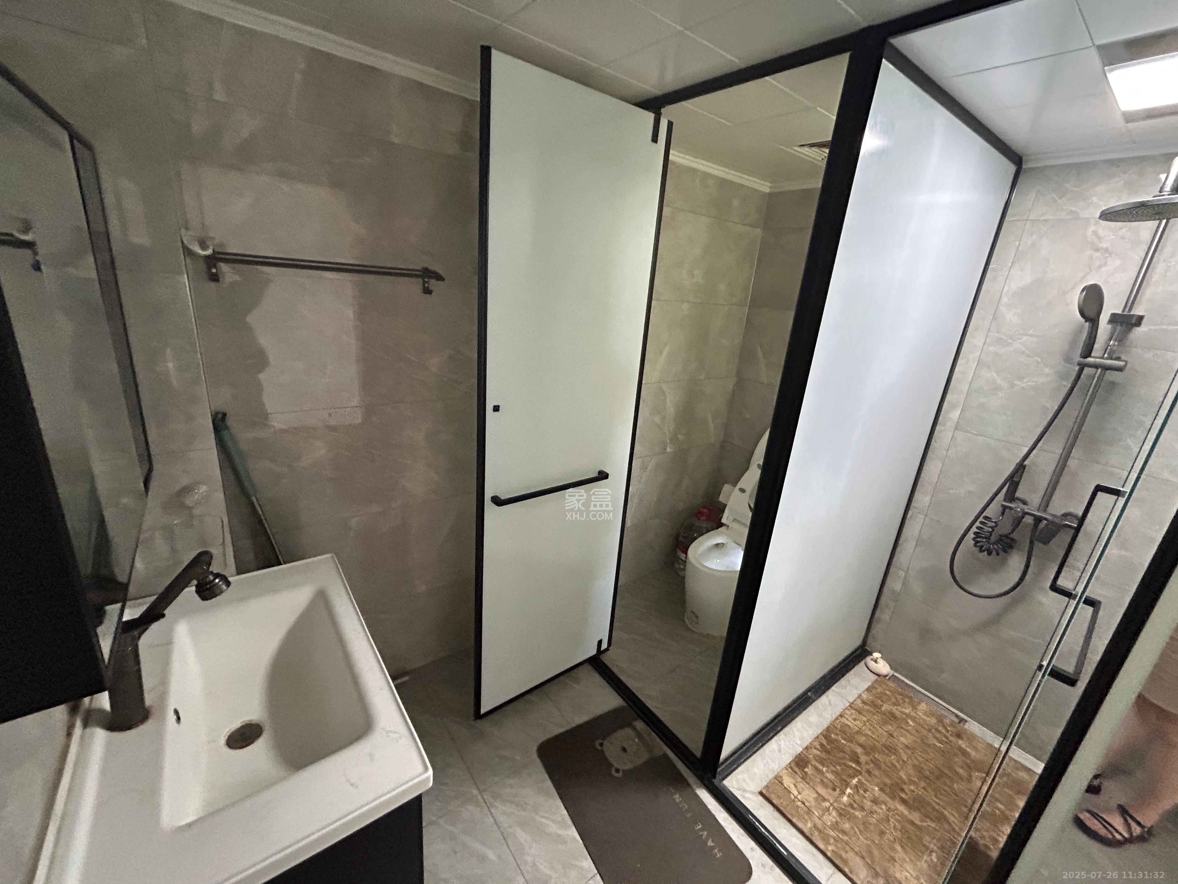 保利城(中航城国际社区、郡原美村)  3室2厅1卫    2000.0元/月 保利城(中航城国际社区、郡原美村)  3室2厅1卫    2000.0元/月室内图