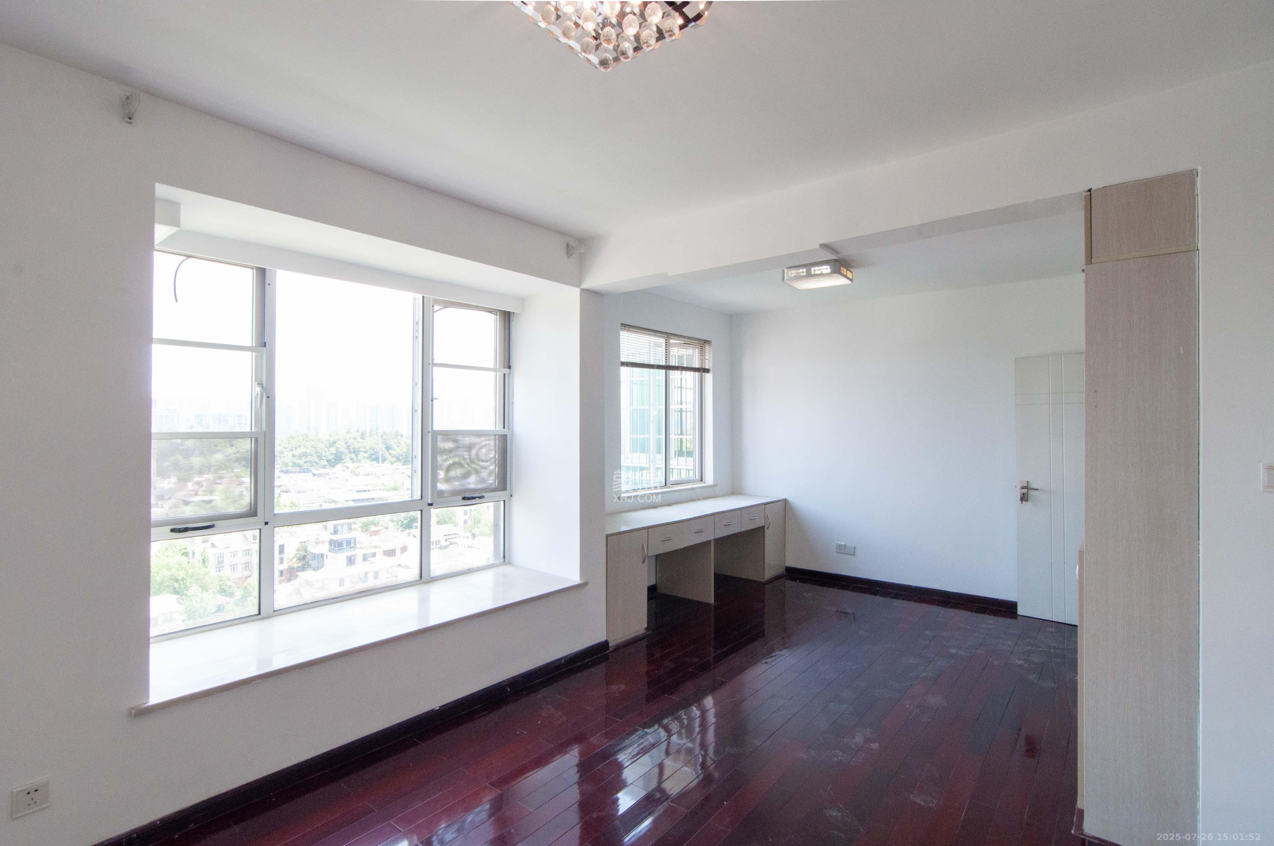 湘麓国际 2室2厅1卫 2600.0元/月 湘麓国际 2室2厅1卫 2600.0元/月室内图