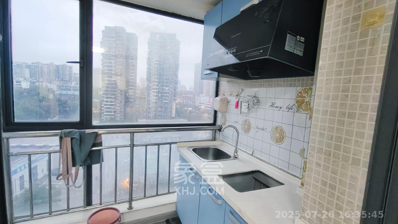 亚商国际  1室1厅1卫    1680.0元/月 亚商国际  1室1厅1卫    1680.0元/月室内图