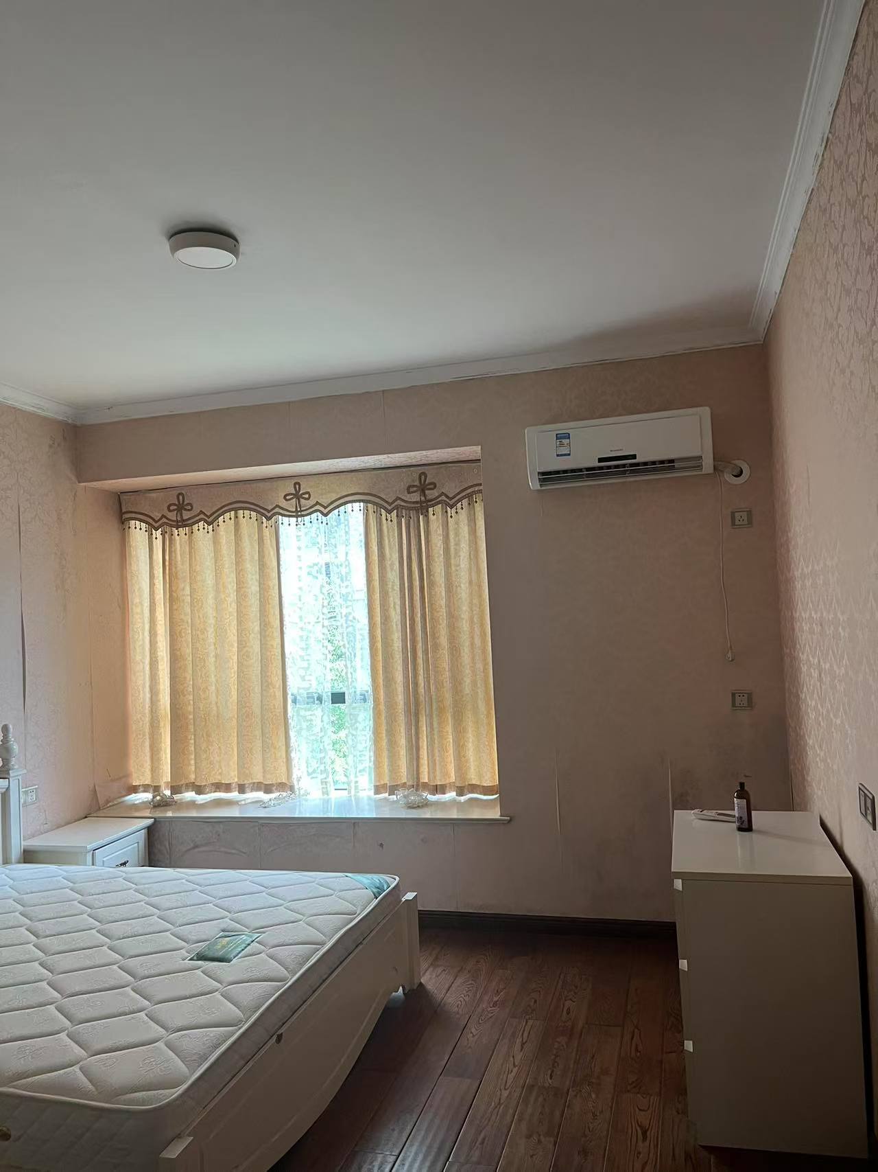 中核缇香名苑 3室2厅2卫 2380.0元/月 中核缇香名苑 3室2厅2卫 2380.0元/月室内图