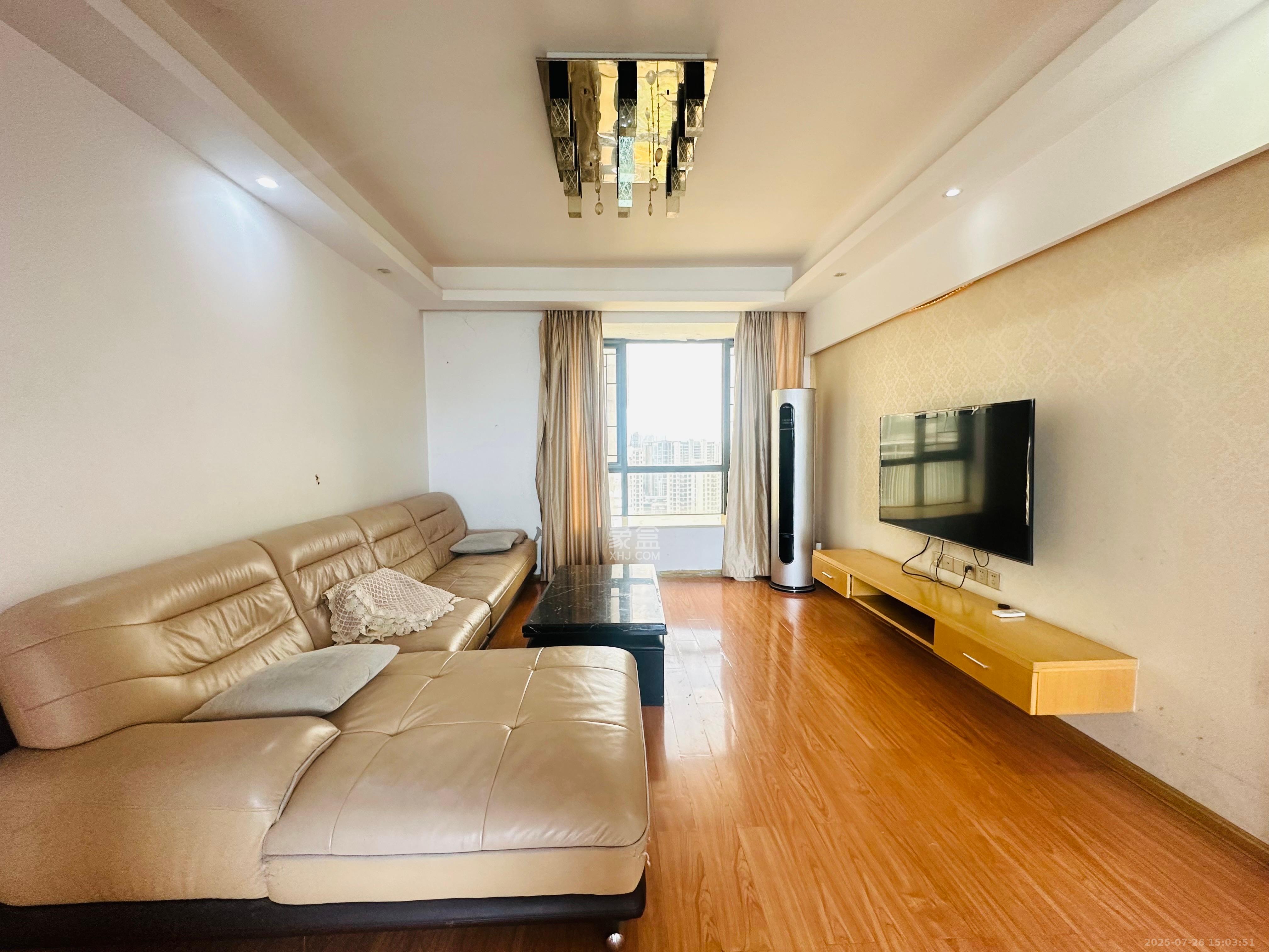 东岸城邦  2室1厅1卫   2200.00元/月