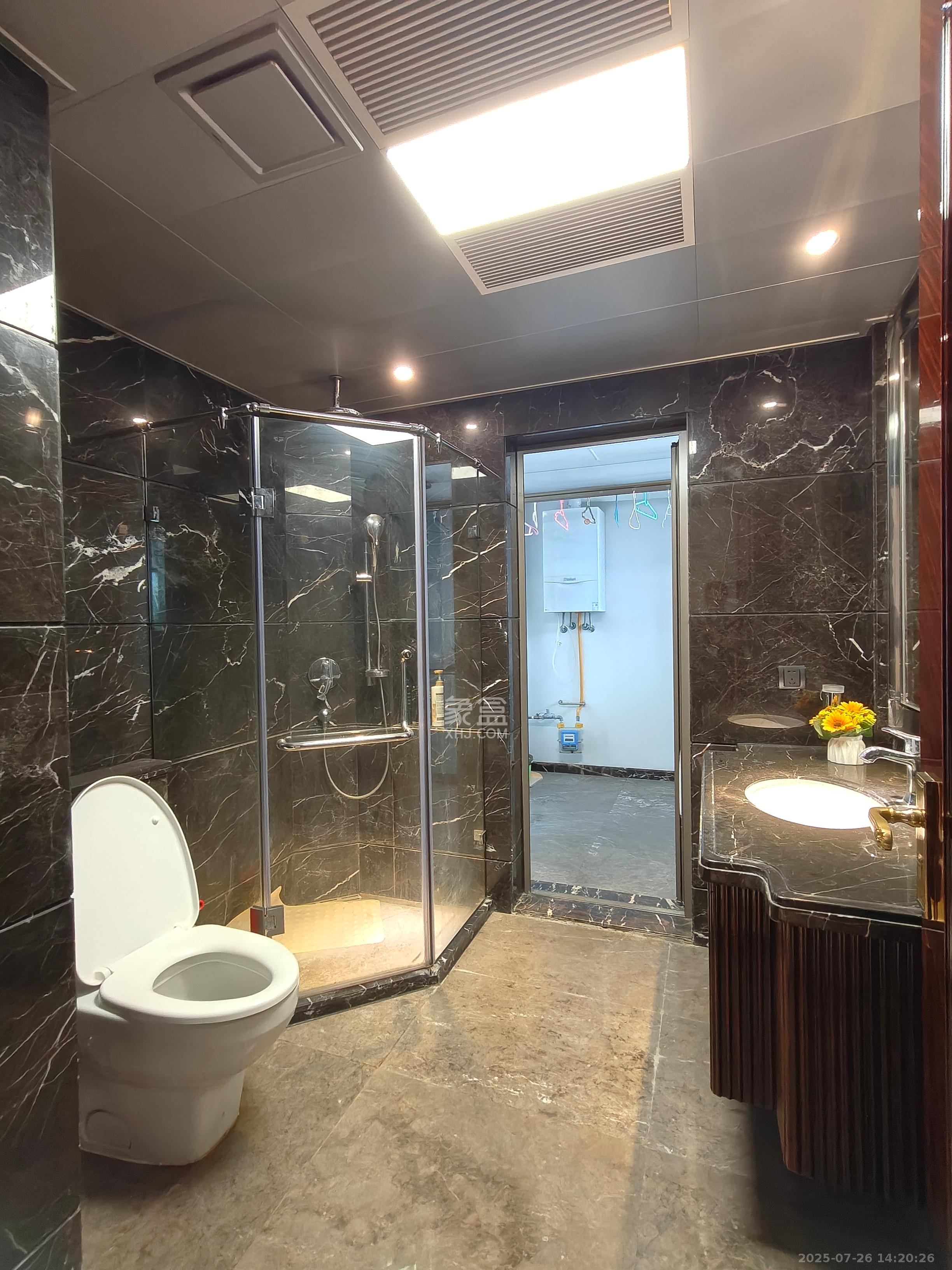 中隆国际嘉熙中心 3室2厅2卫 6800.0元/月 中隆国际嘉熙中心 3室2厅2卫 6800.0元/月室内图