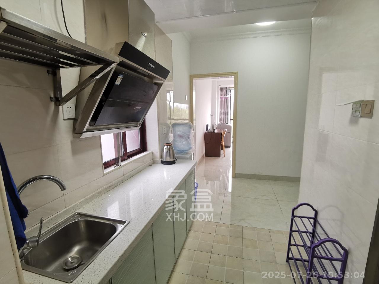 汀湘十里 1室1厅1卫 1300.0元/月 汀湘十里 1室1厅1卫 1300.0元/月室内图