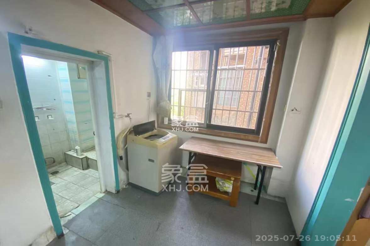 侯家塘有色研究院(长沙有色大院) 2室2厅1卫 1800.0元/月 侯家塘有色研究院(长沙有色大院) 2室2厅1卫 1800.0元/月室内图