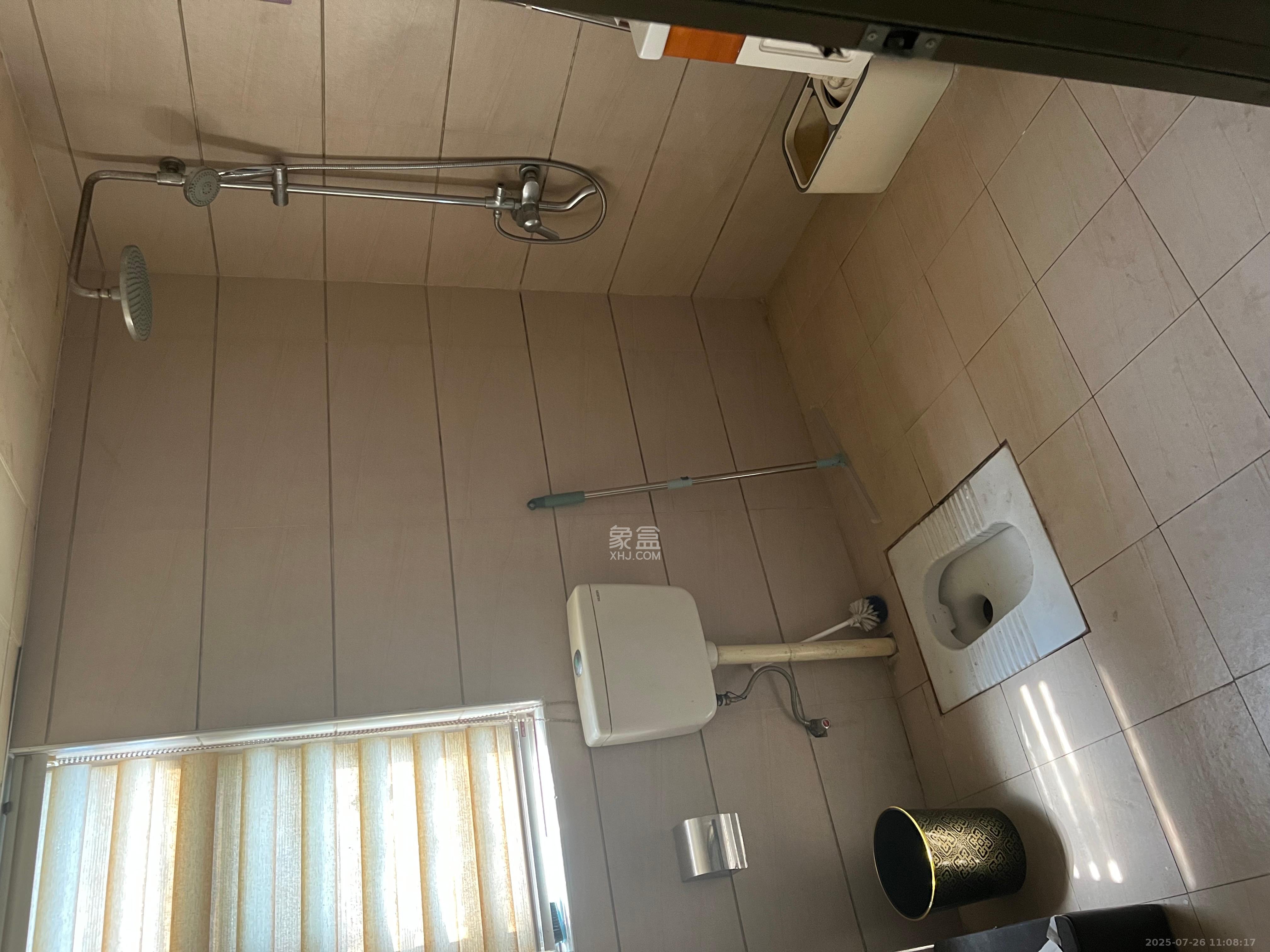 嘉宇盛世华章  1室2厅1卫    4000.0元/月 嘉宇盛世华章  1室2厅1卫    4000.0元/月室内图