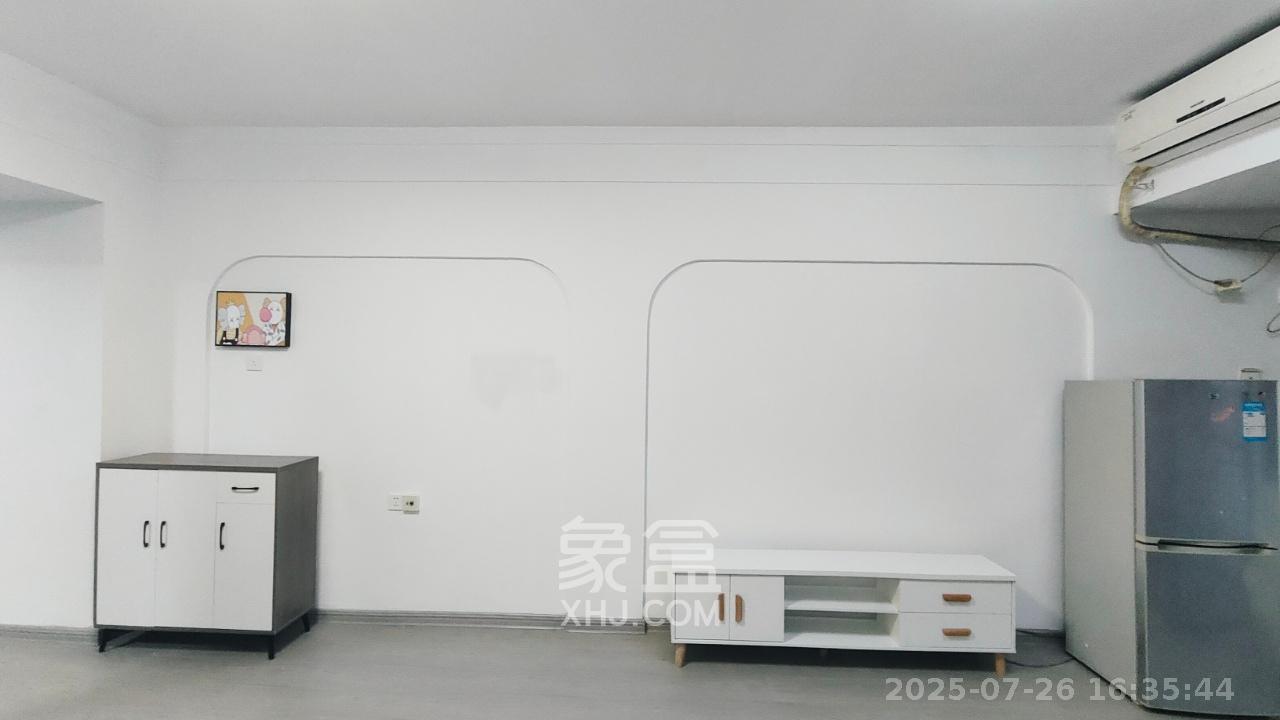 亚商国际  1室1厅1卫    1680.0元/月 亚商国际  1室1厅1卫    1680.0元/月室内图