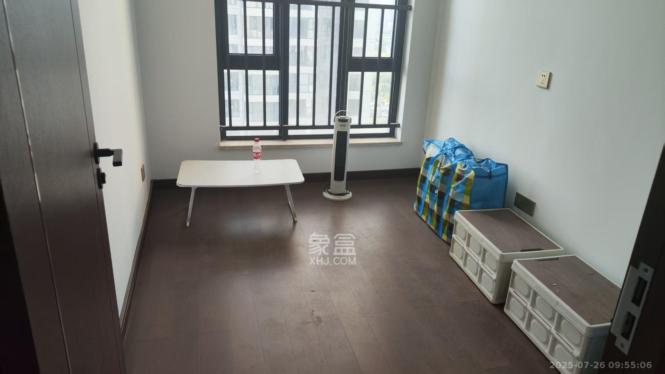 绿地长沙城际空间站(柏仕佳苑) 3室1厅1卫 3500.0元/月 绿地长沙城际空间站(柏仕佳苑) 3室1厅1卫 3500.0元/月室内图