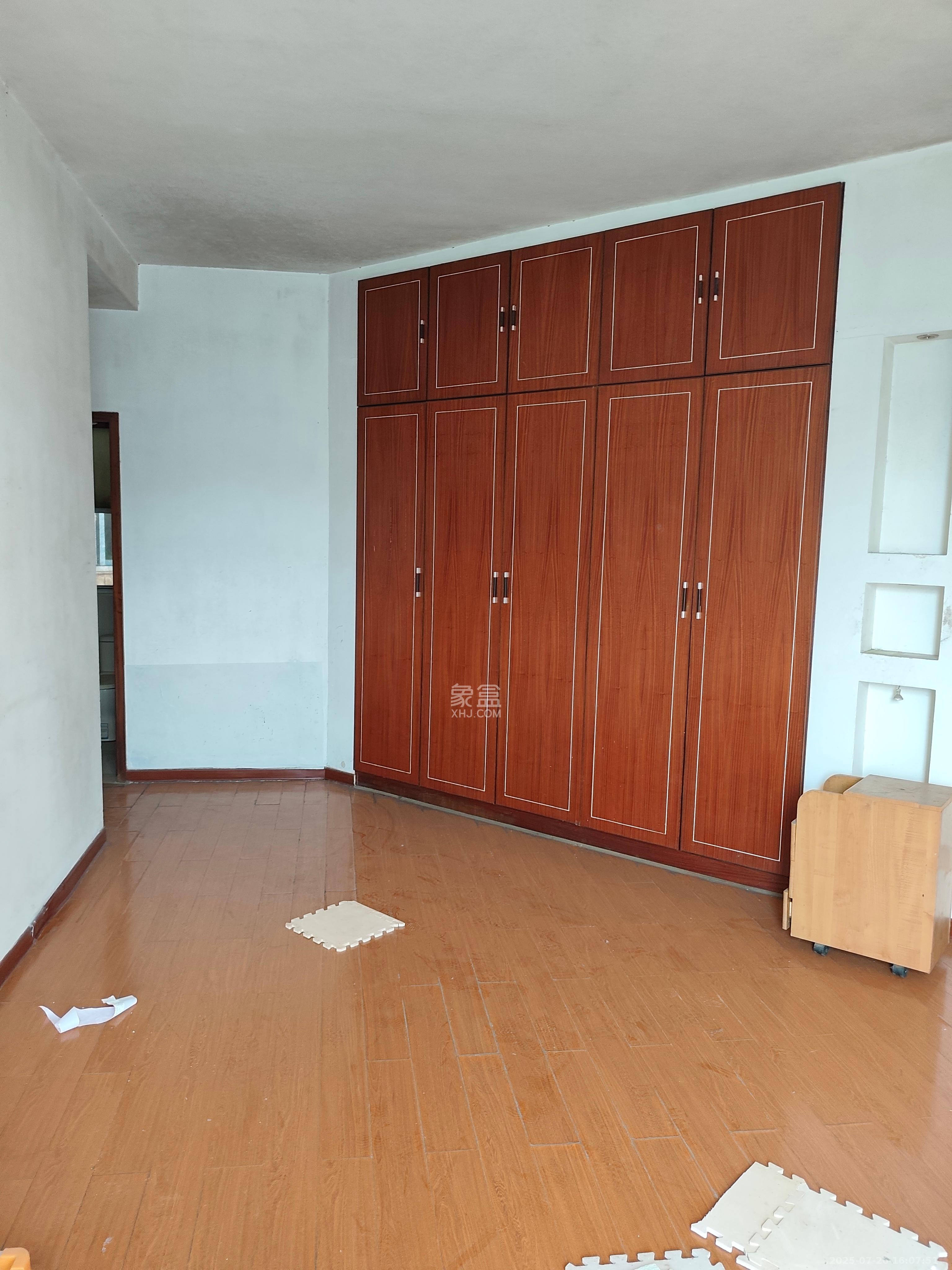 湘中海星之都  3室2厅1卫    2800.0元/月 湘中海星之都  3室2厅1卫    2800.0元/月室内图