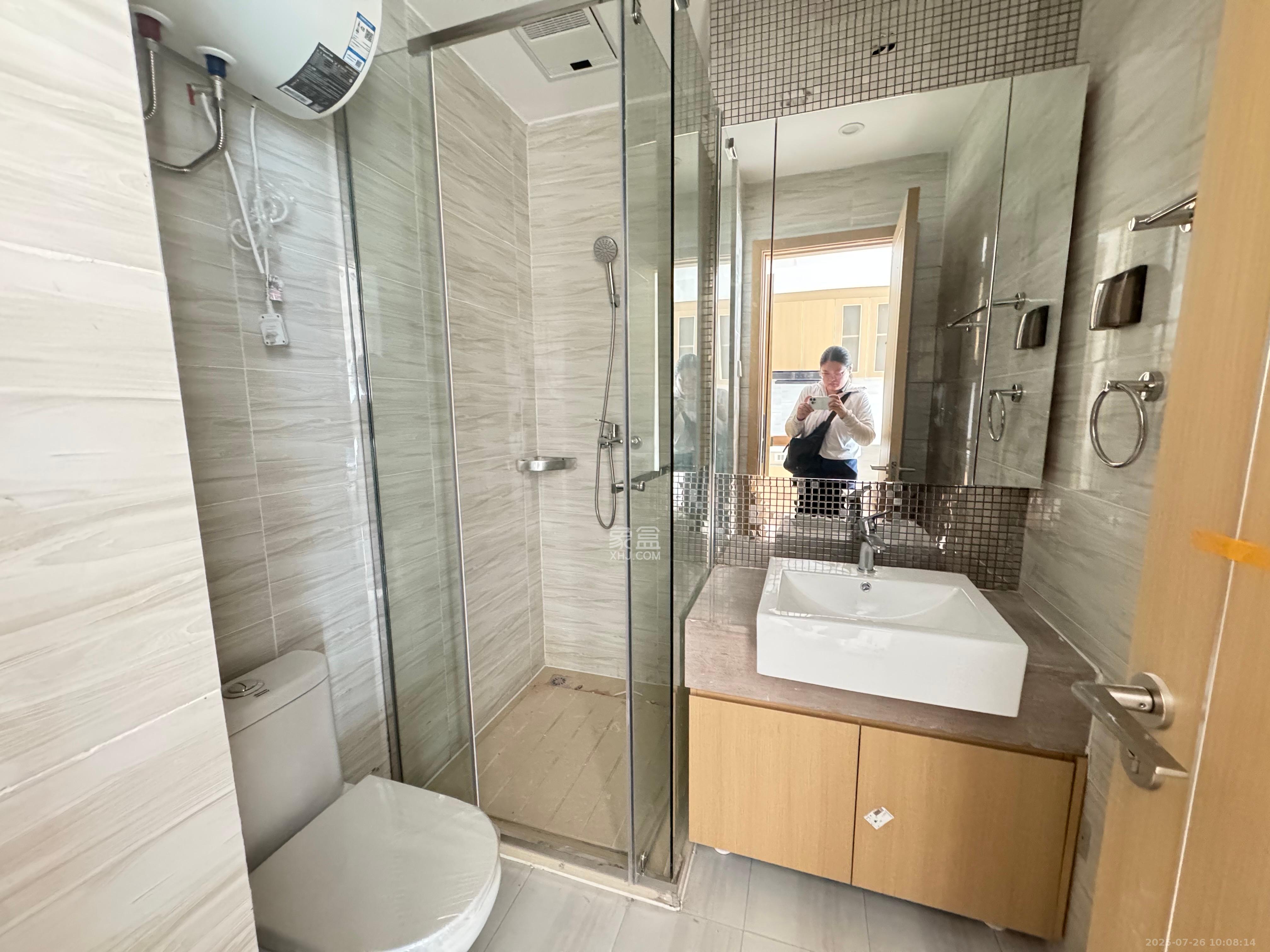 恒大珺悦府 1室1厅1卫 2300.0元/月 恒大珺悦府 1室1厅1卫 2300.0元/月室内图